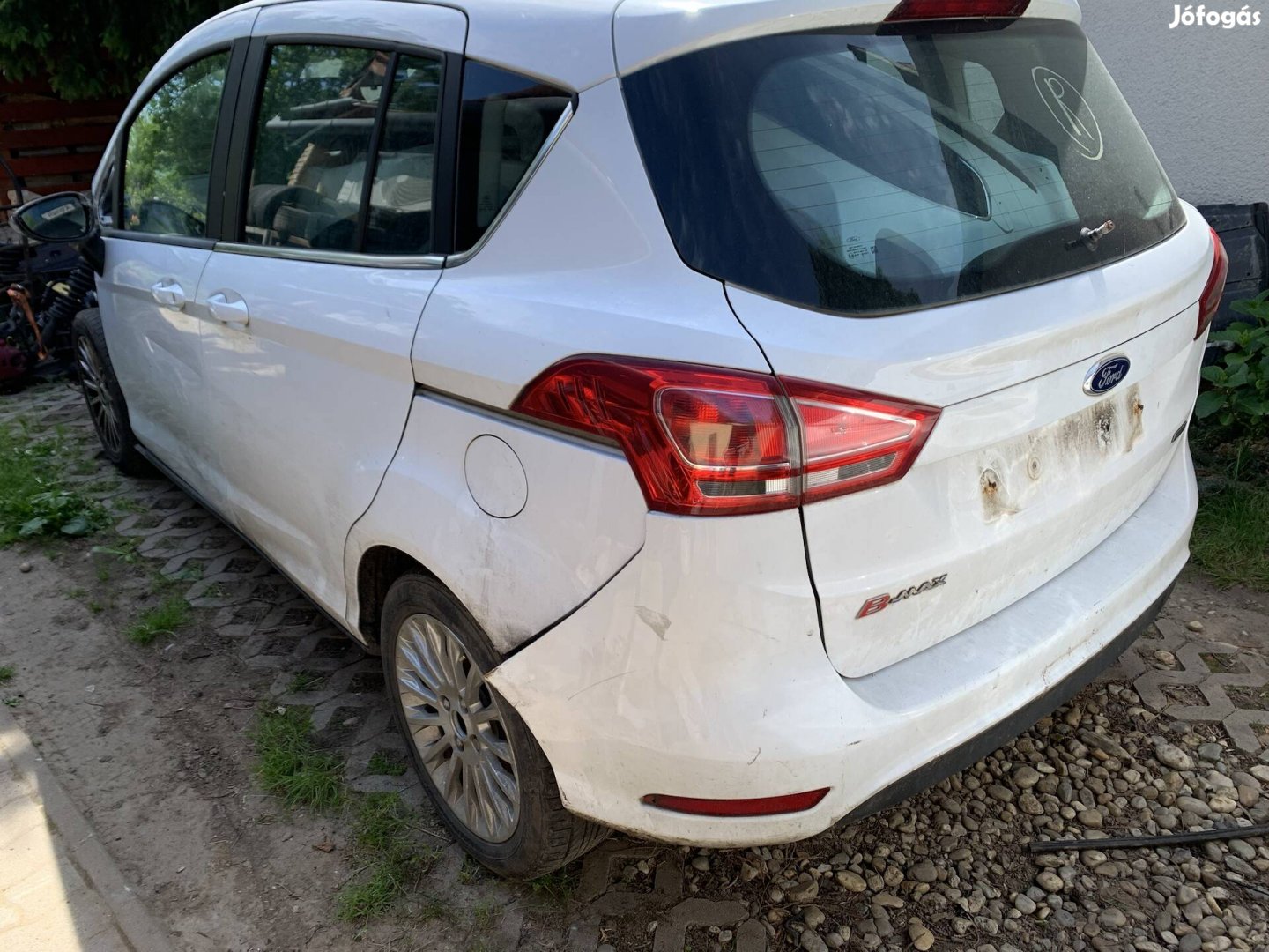 Ford b-max 1.6 tdci bontás bontott alkatrészek