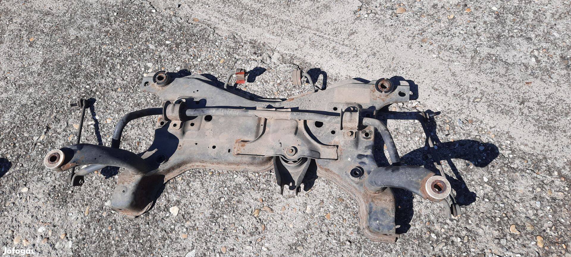 Ford c-max mk1 bölcső első futómű keret 2010-ig!