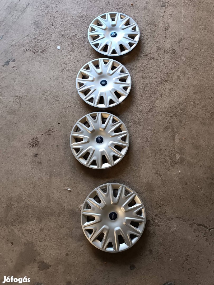 Ford dísztárcsa 16" gyári.