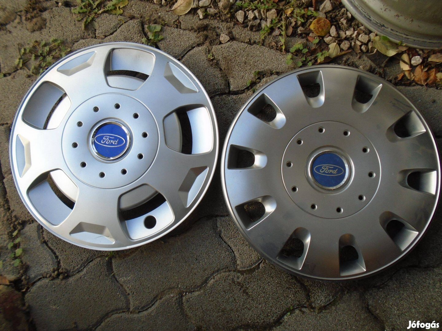 Ford emblémás 16" dísztárcsa 1-1 db eladó