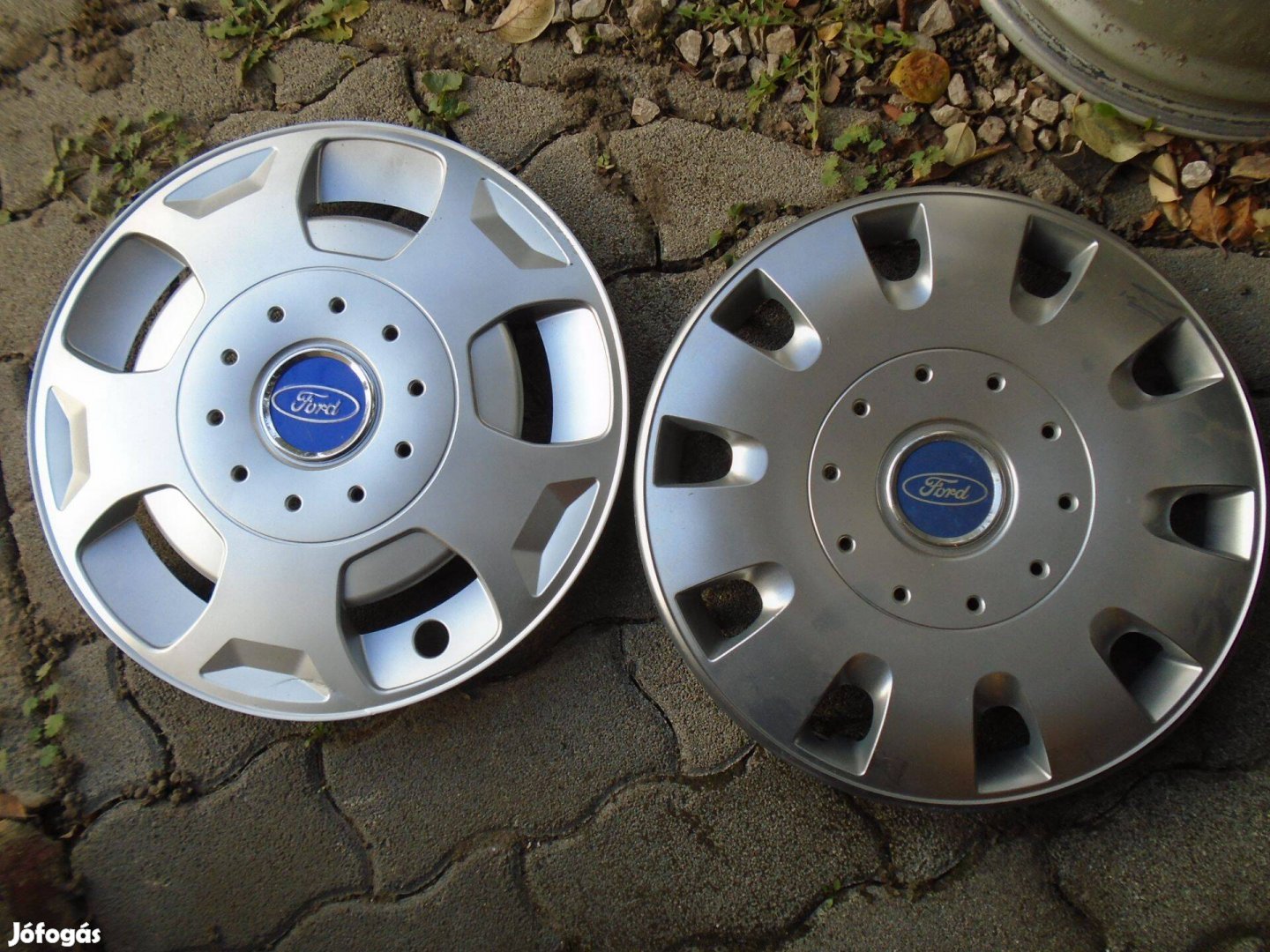 Ford emblémás 16" dísztárcsa 1-1 db eladó