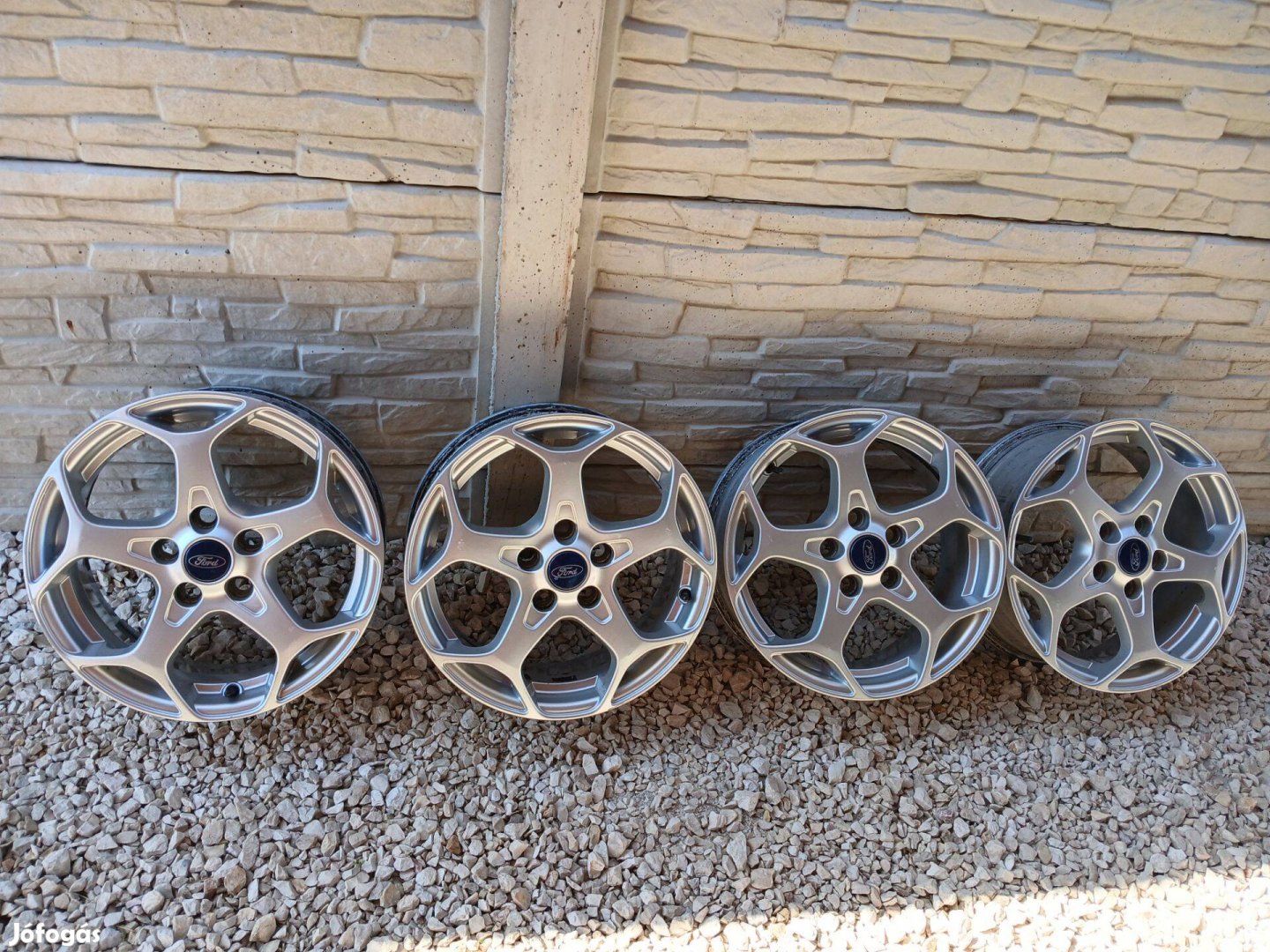 Ford eredeti alufelni 16"