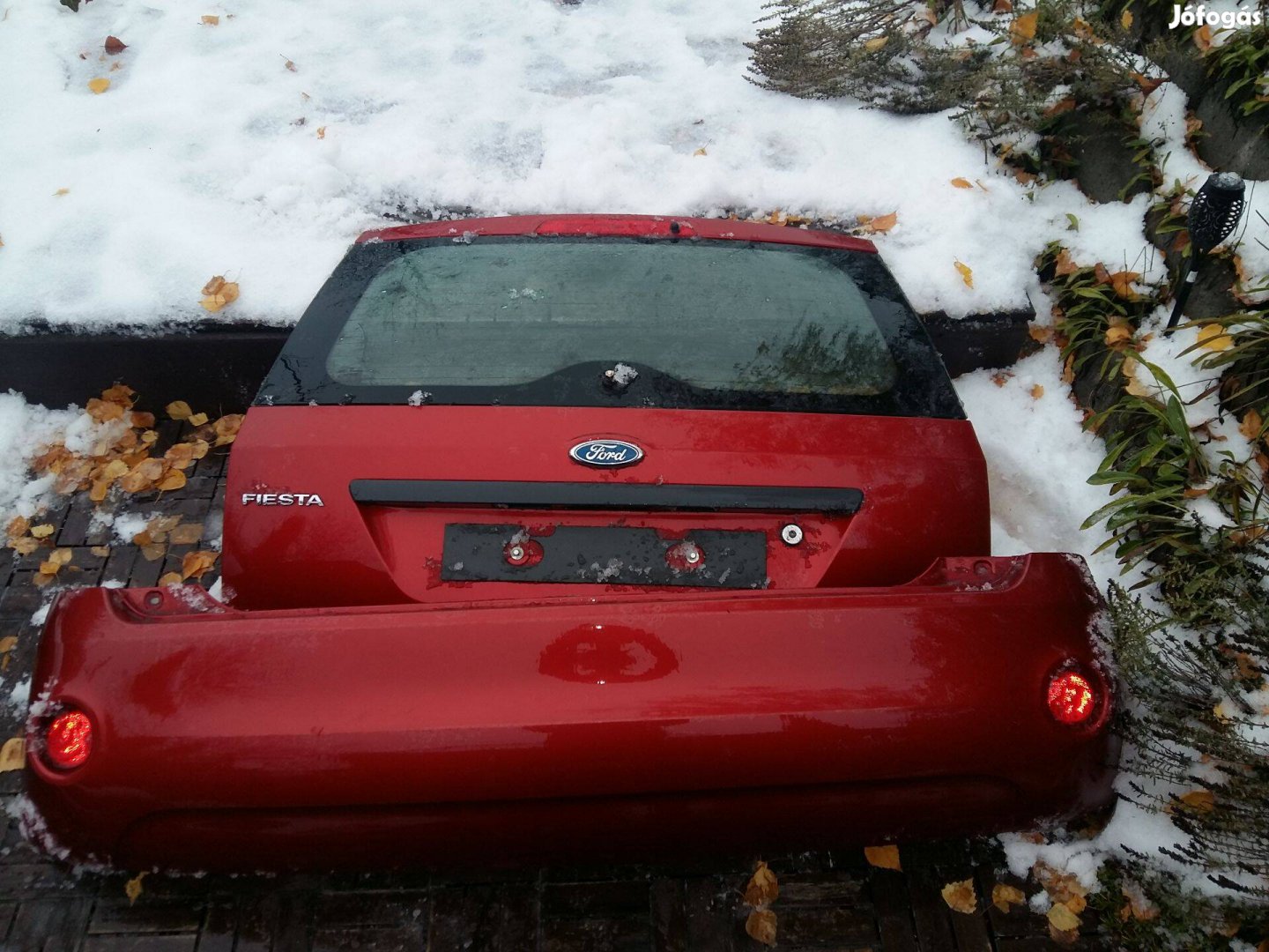 Ford fiesta 2002- 2008-ig 5 ajtós csomagtér ajtó hátsó lökös!