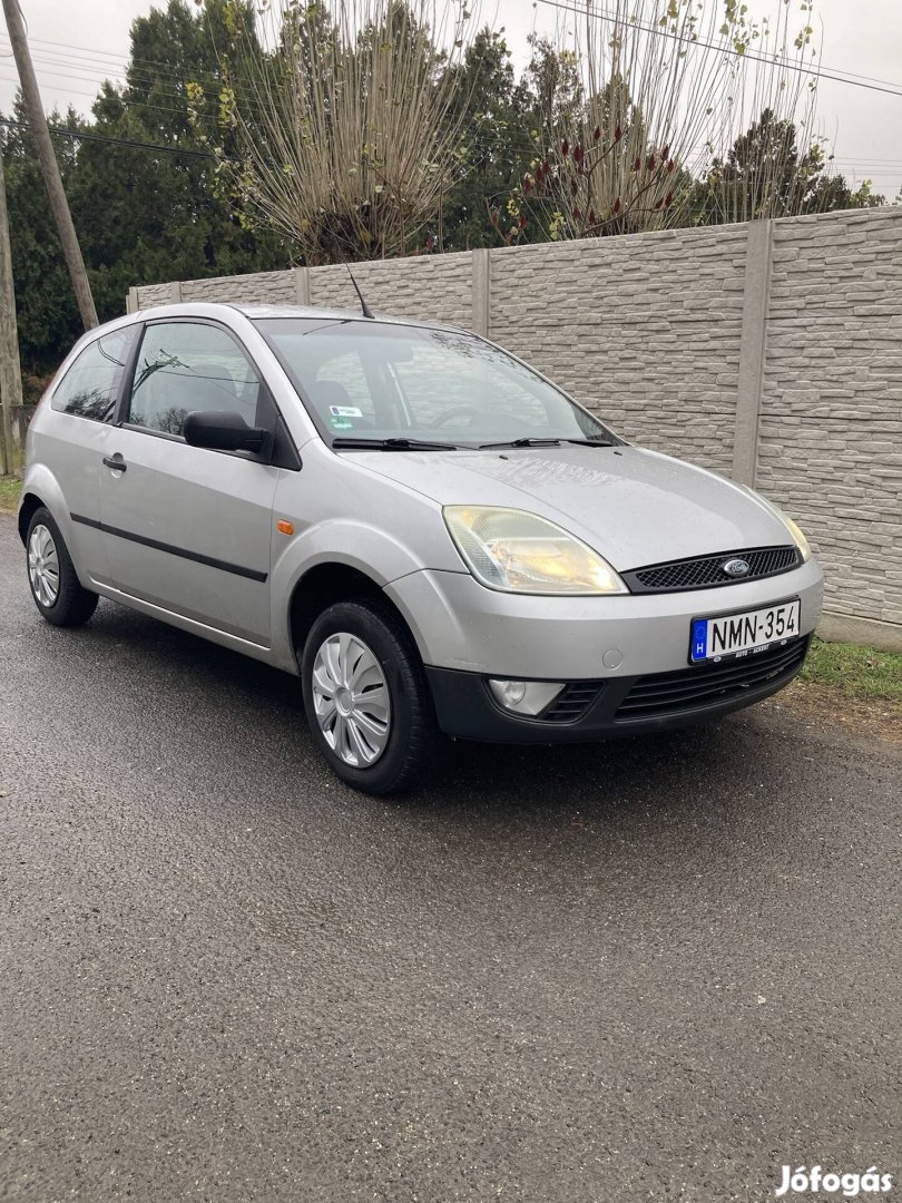 Ford fiesta 2004 1.4 benzin 