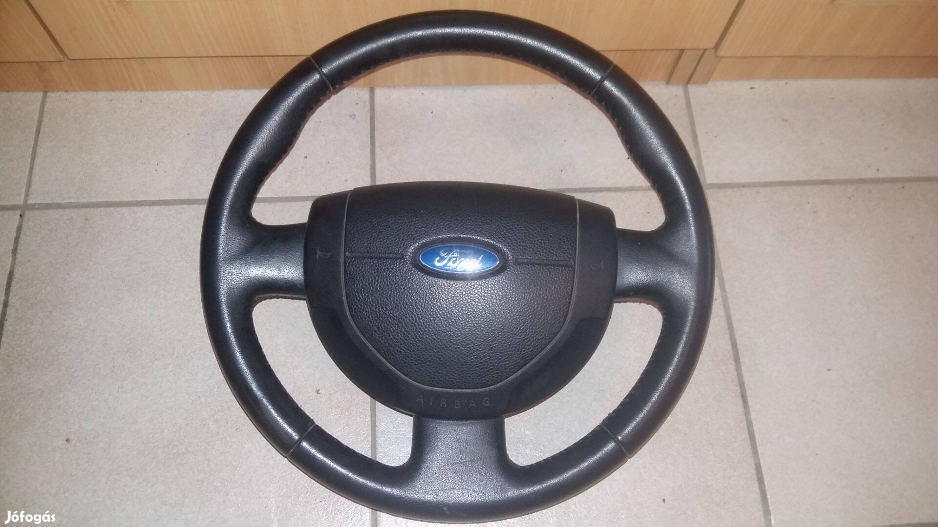 Ford fiesta Fusion 2005-tő kormánykerék légzsákkal nagyon szép !