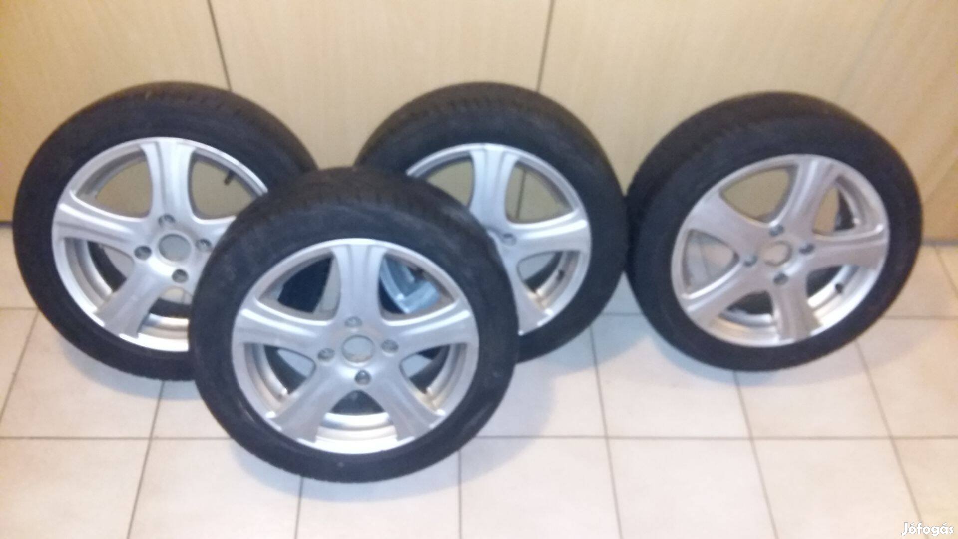 Ford fiesta alufelniszett nyári gumival 15 coll! 195 / 50 R15!