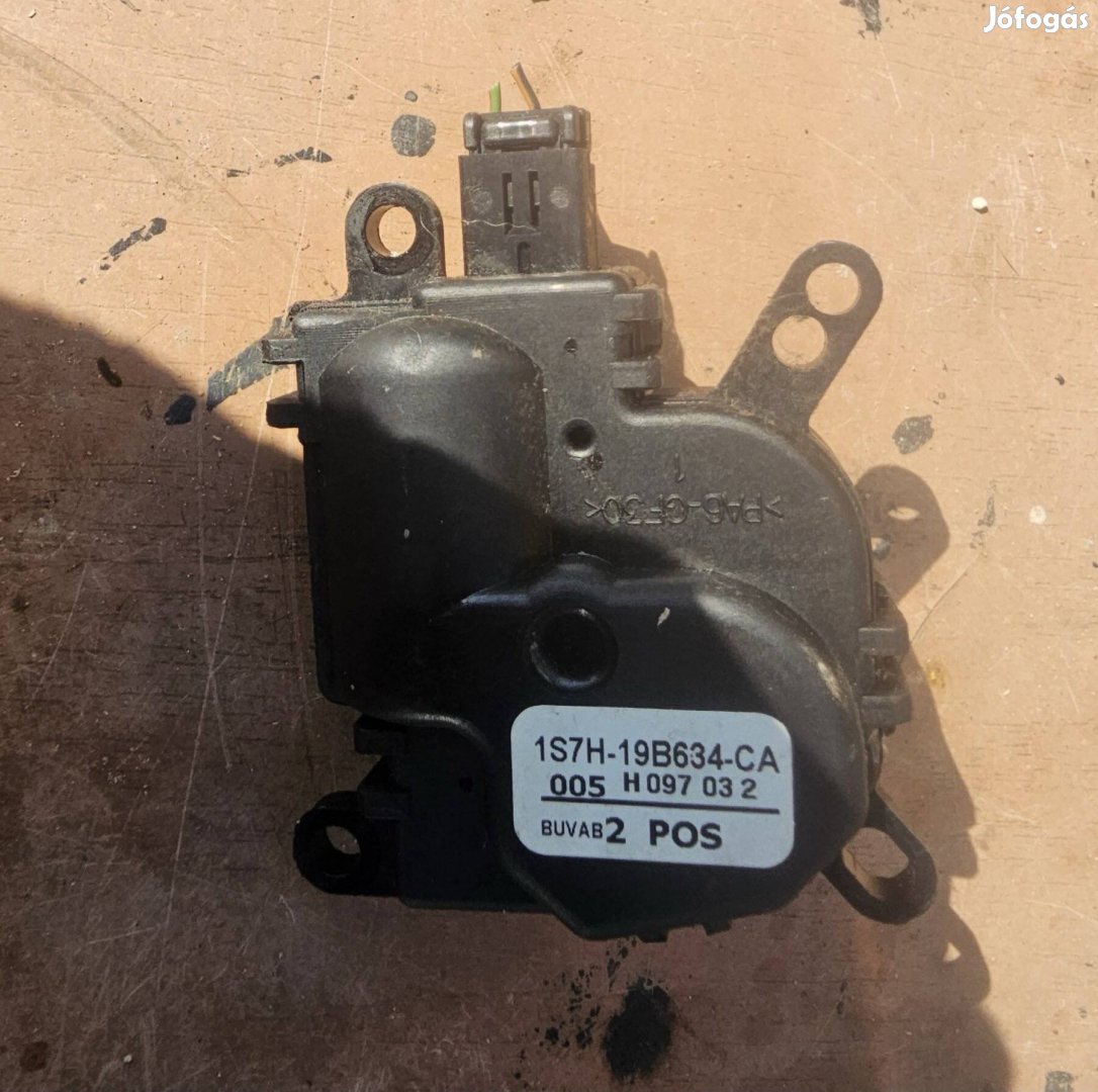 Ford fiesta fütés állító motor 5000