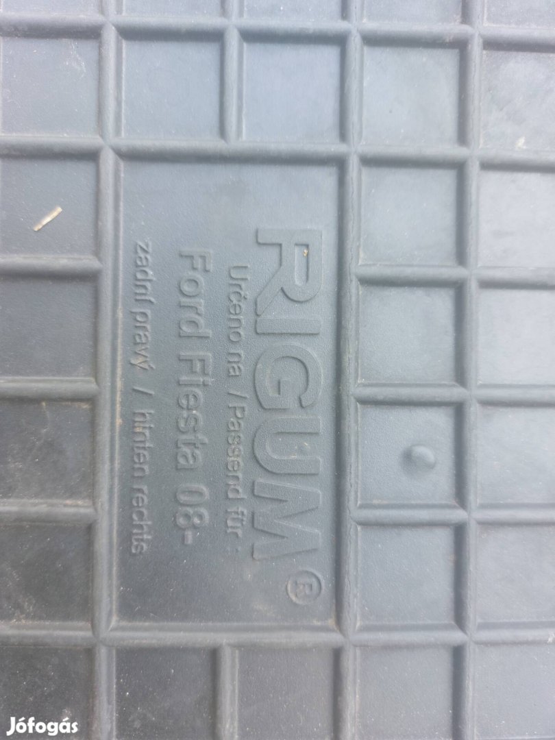 Ford fiesta gumiszőnyeg 