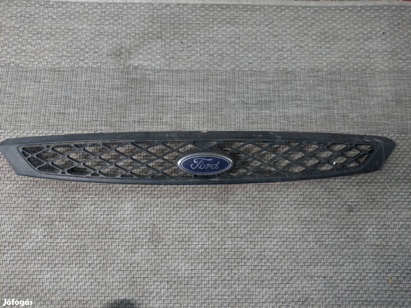 Ford fiesta hűtőrács 