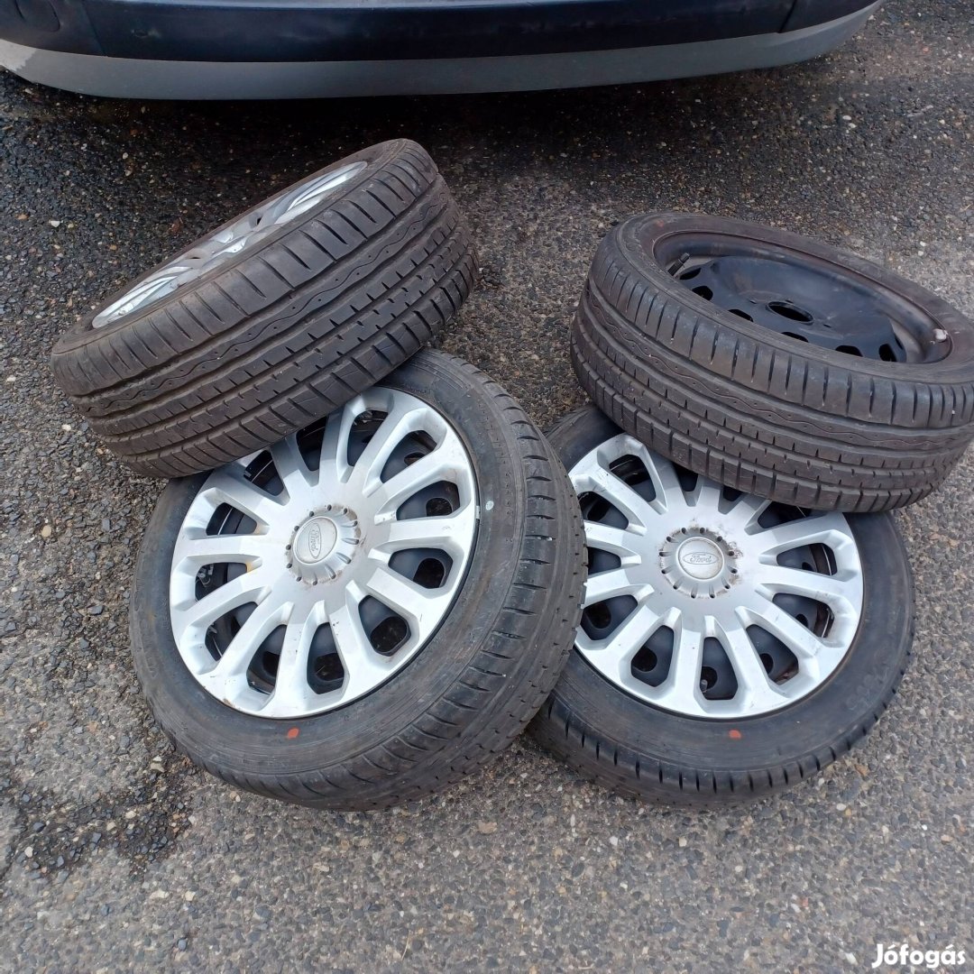 Ford fiesta kerék 195/50R15 nyári gumival