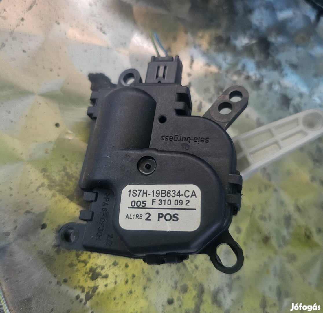 Ford fiesta mk6 fütés állító motor 5000