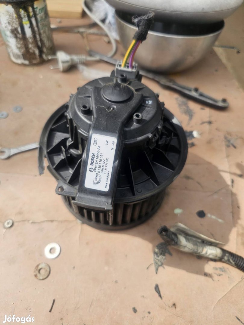 Ford fiesta mk6 fütés motor fütömotor 10000