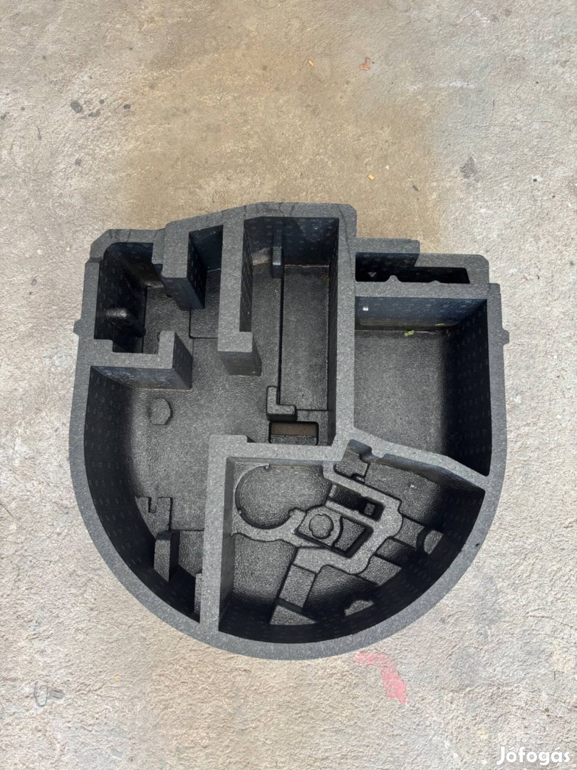 Ford fiesta mk8 csomagtartó pótkerék szerszám tartó H1BB-19G381-Ad