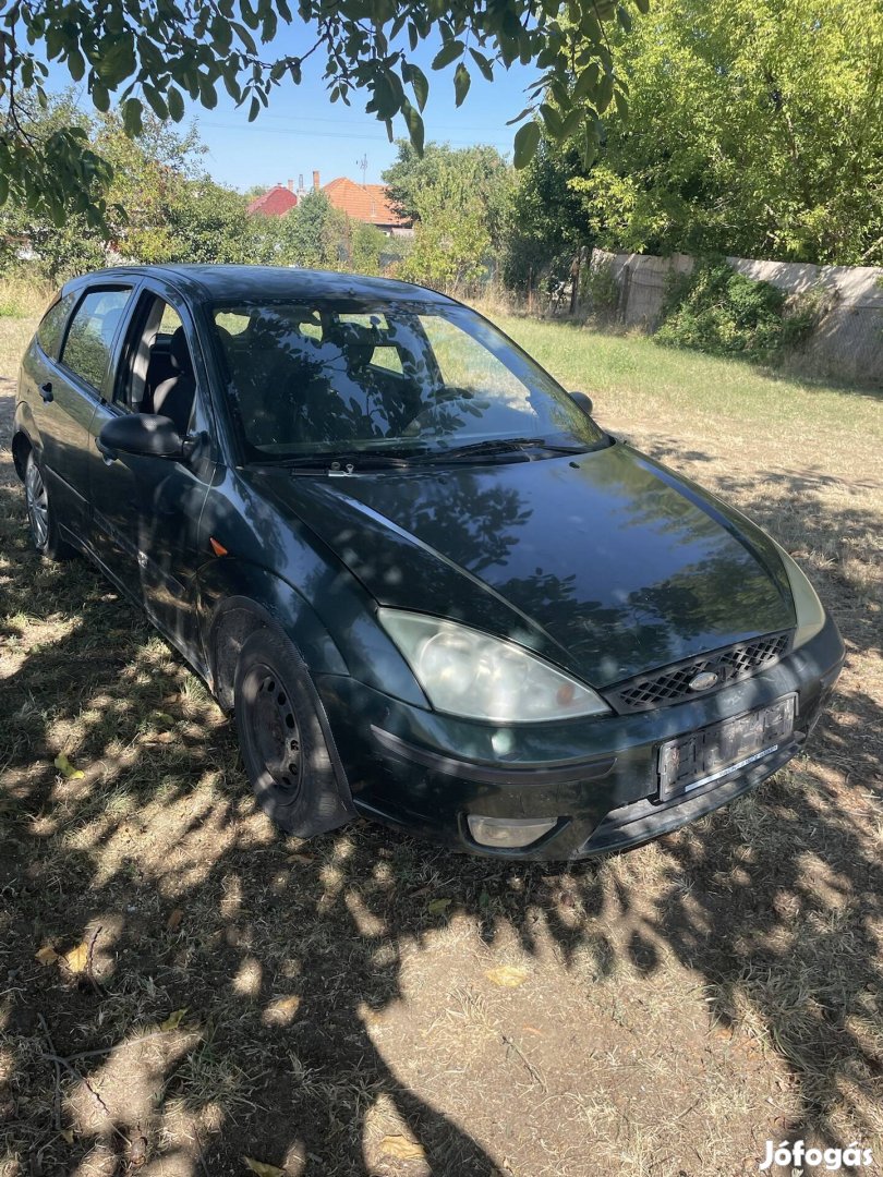 Ford focus 1.4 alkatrészek 