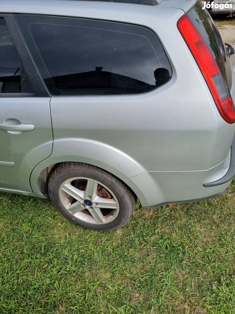 Ford focus 2.0 tdci bontódik g6db