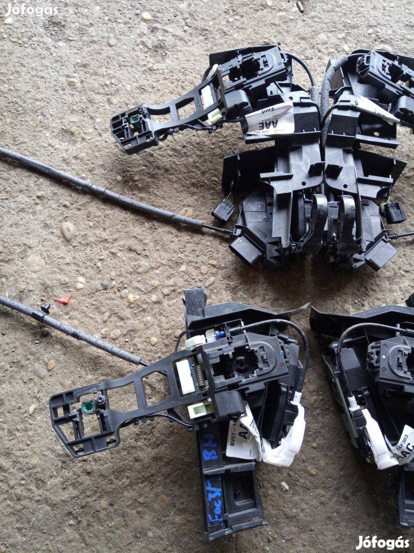 Ford focus MK3 bal első ajtózár keyless go