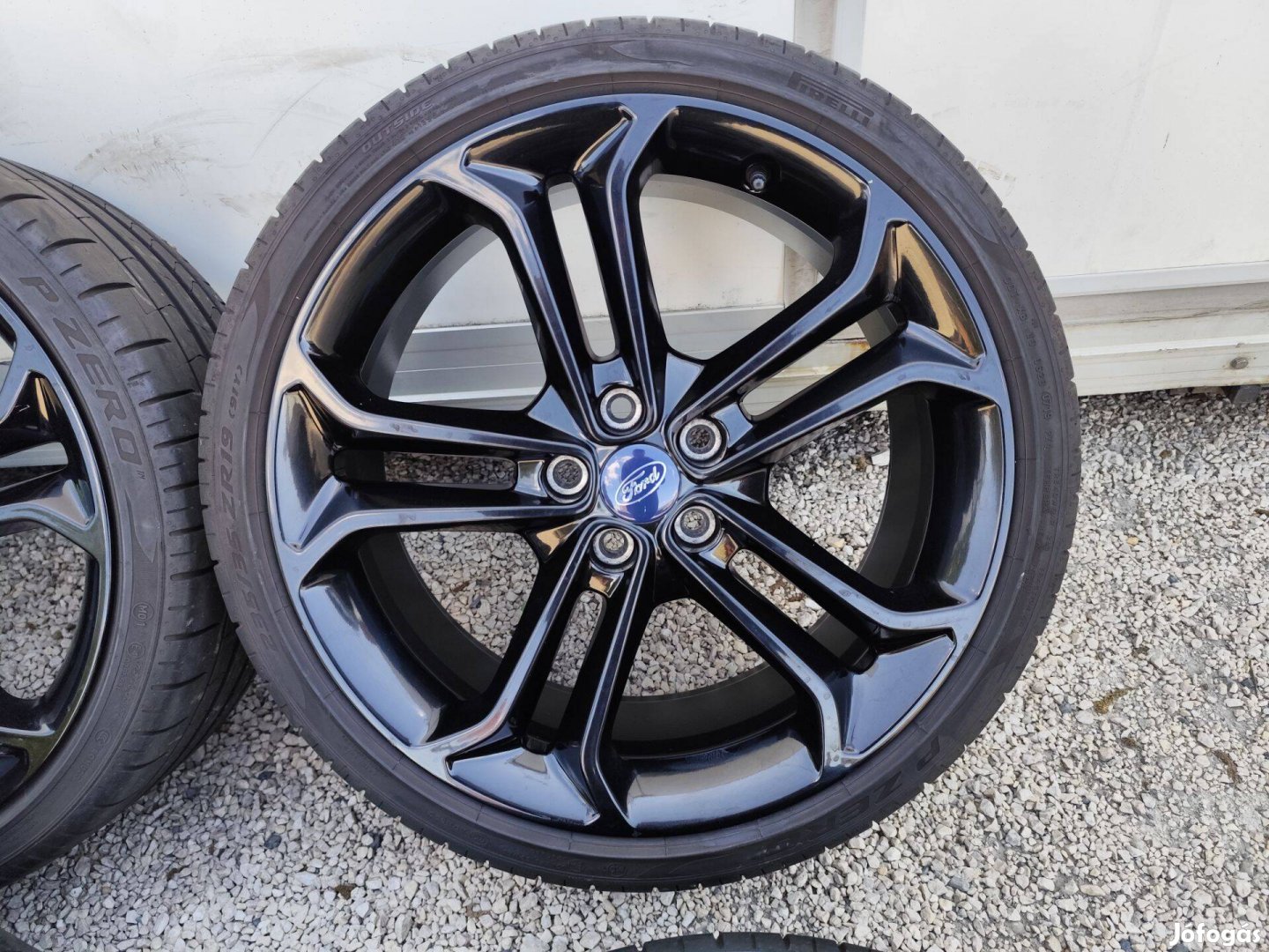 Ford focus St gyári alufelni 5x108 19"