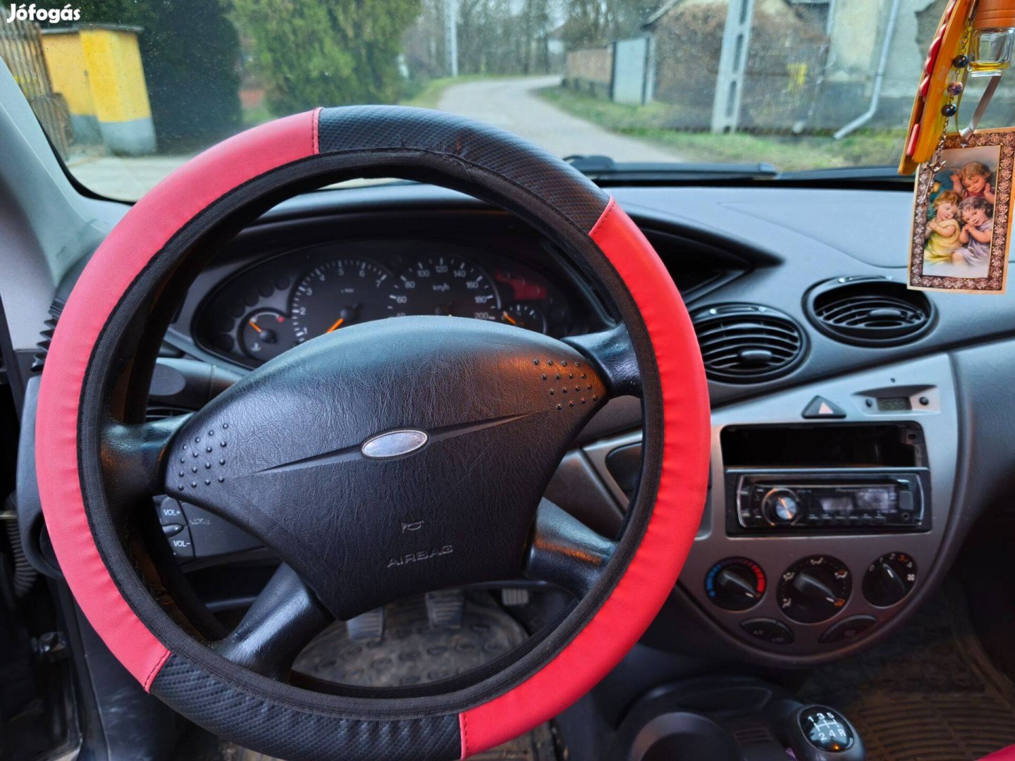 Ford focus eladó autó