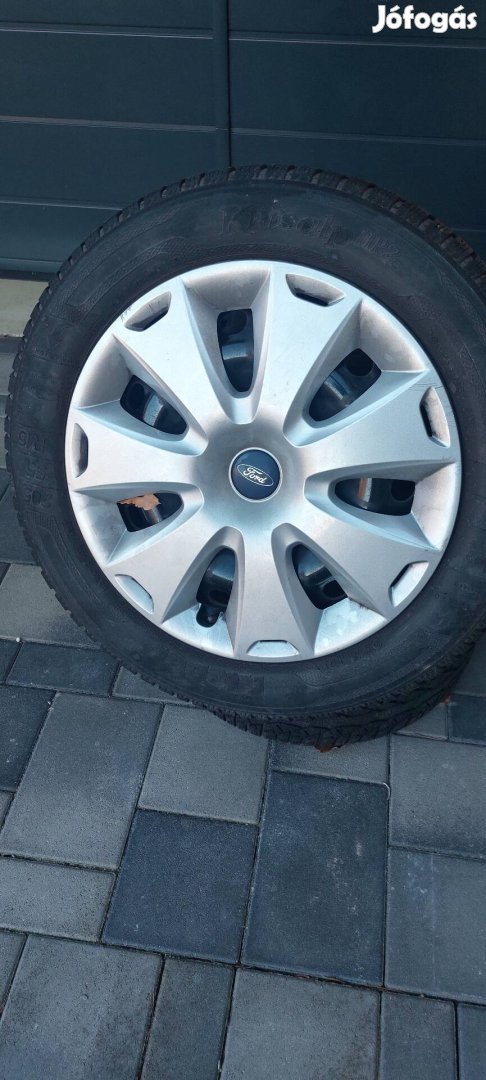 Ford focus felni gumival!