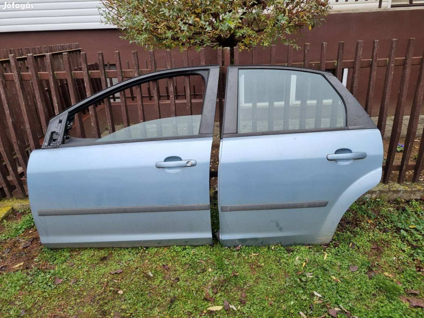 Ford focus mk2 ajtó