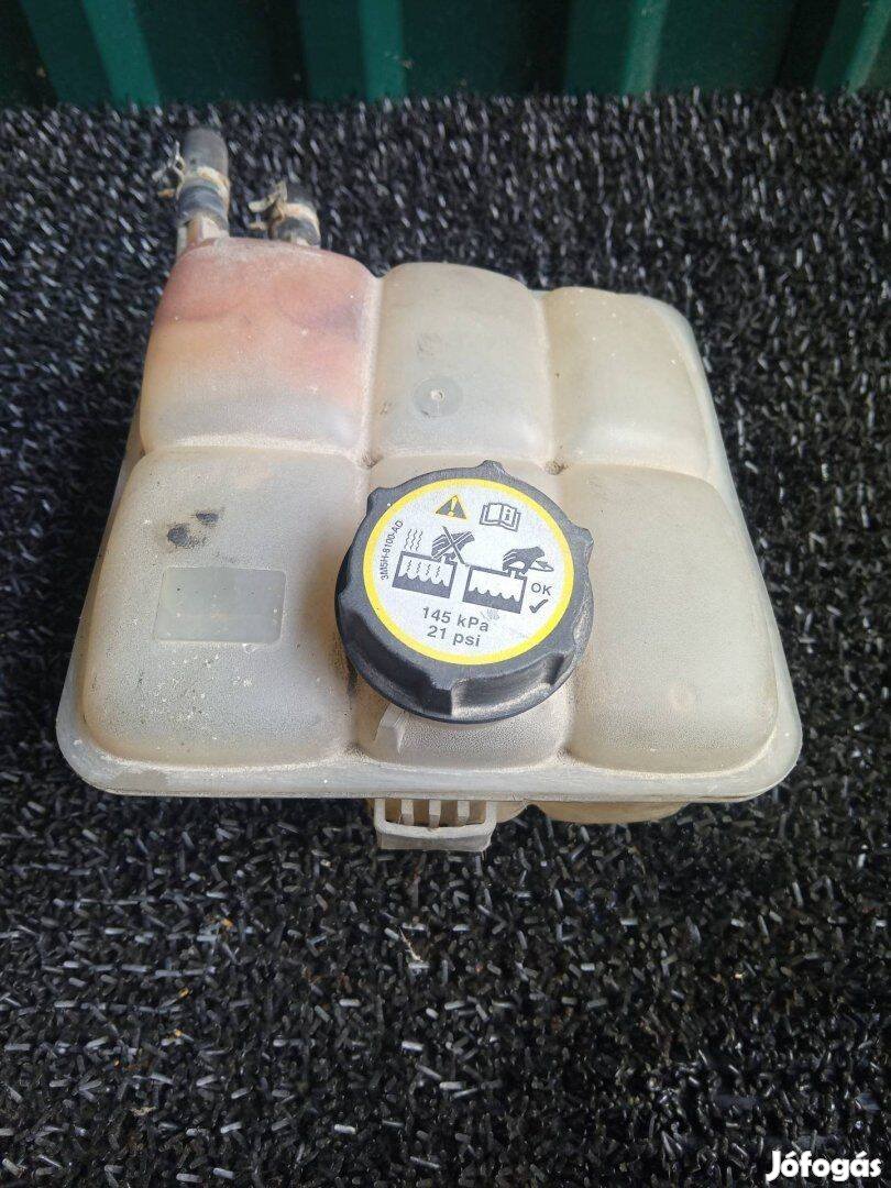 Ford focus mk2 túlfolyó tartály 1.8d