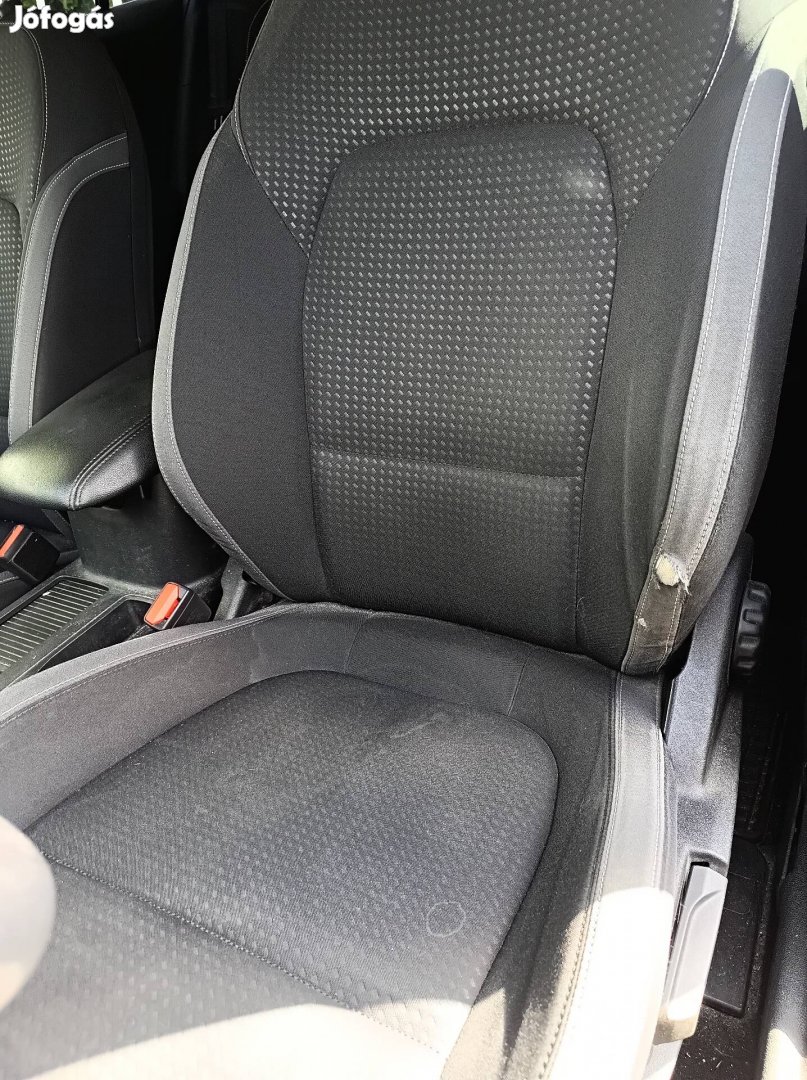 Ford focus mk4 ülés szett 
