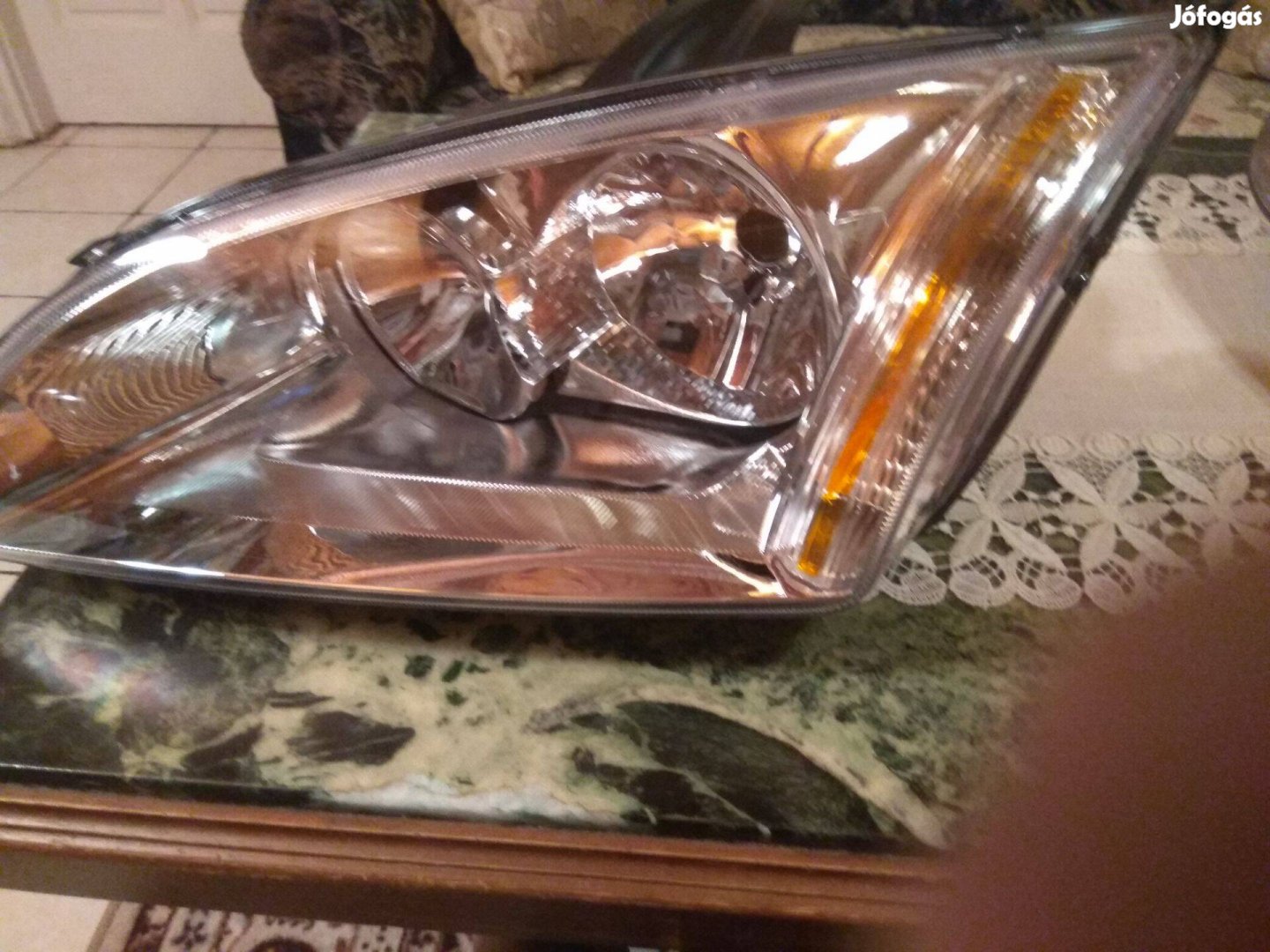 Ford fókusz balelső fényszóró