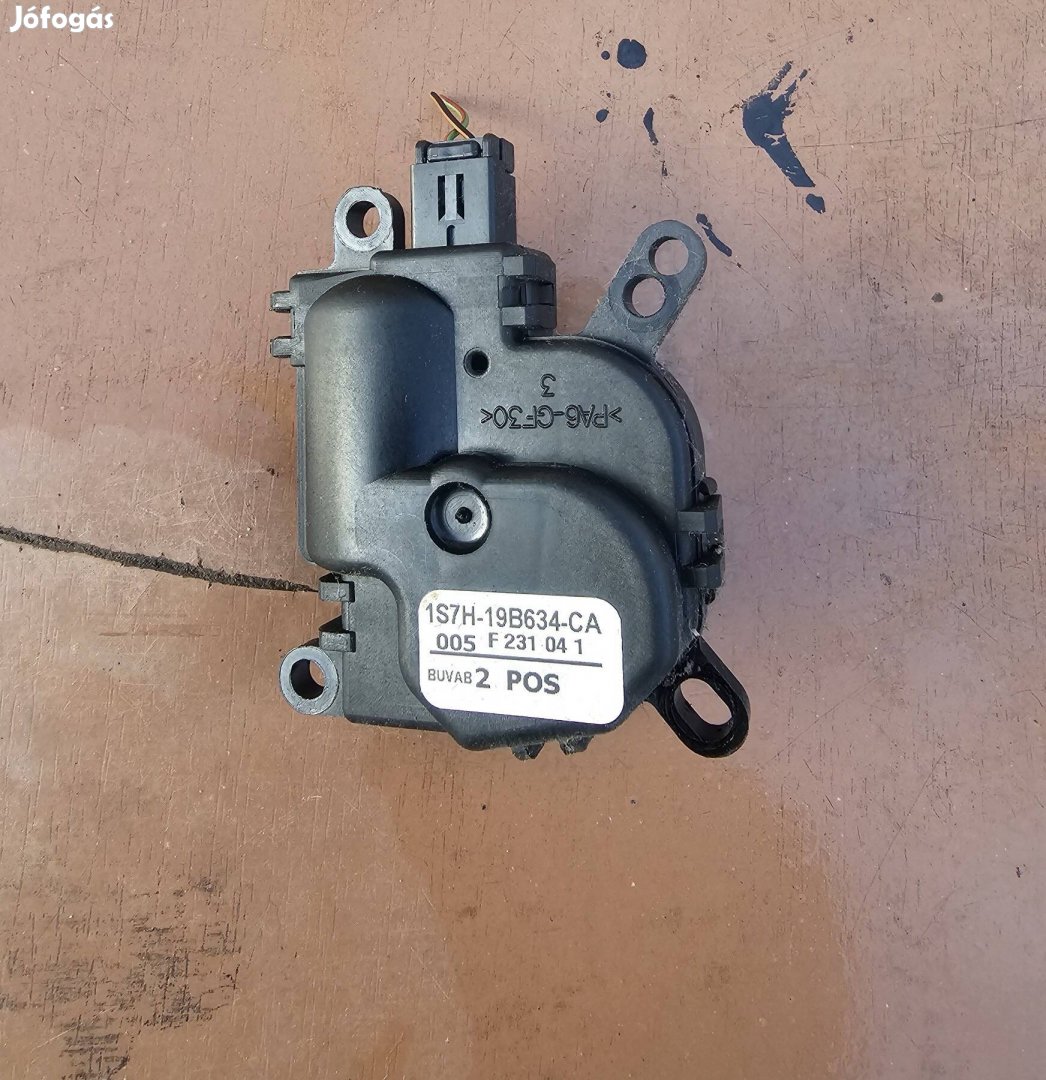 Ford fusion fütés állító motor 4000 
