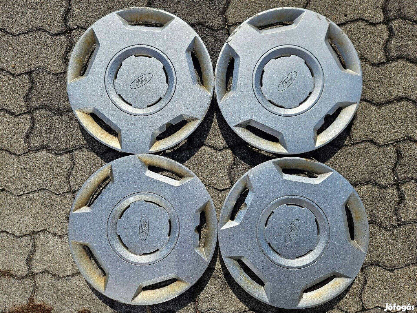 Ford gyári 4 db dísztárcsa 14"