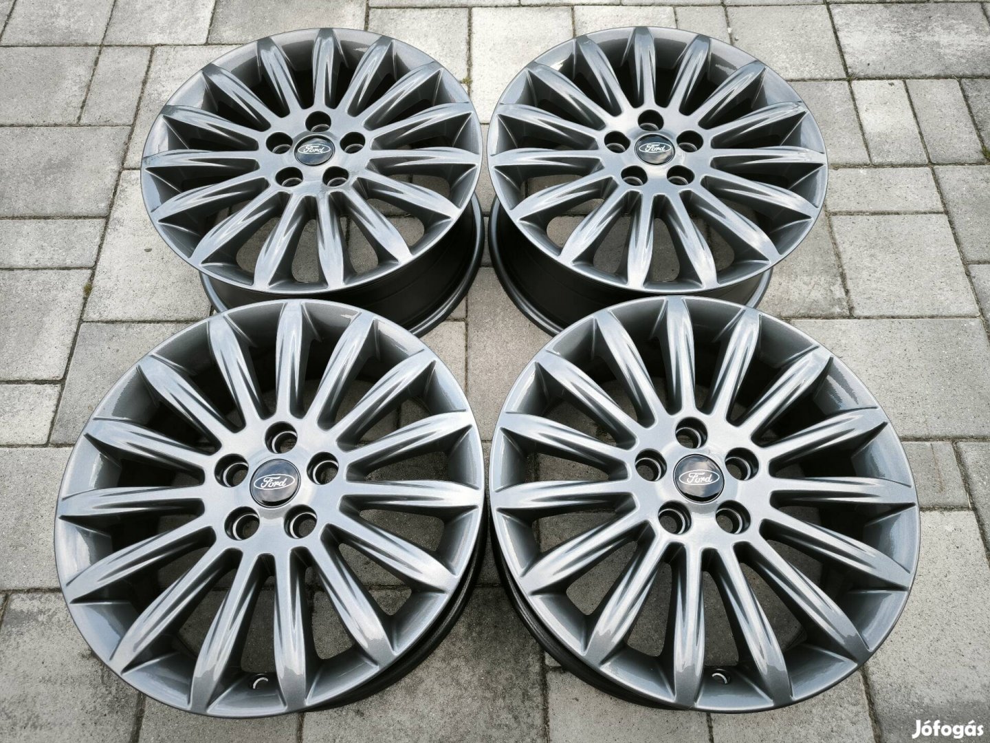 Ford gyári alufelni 17"