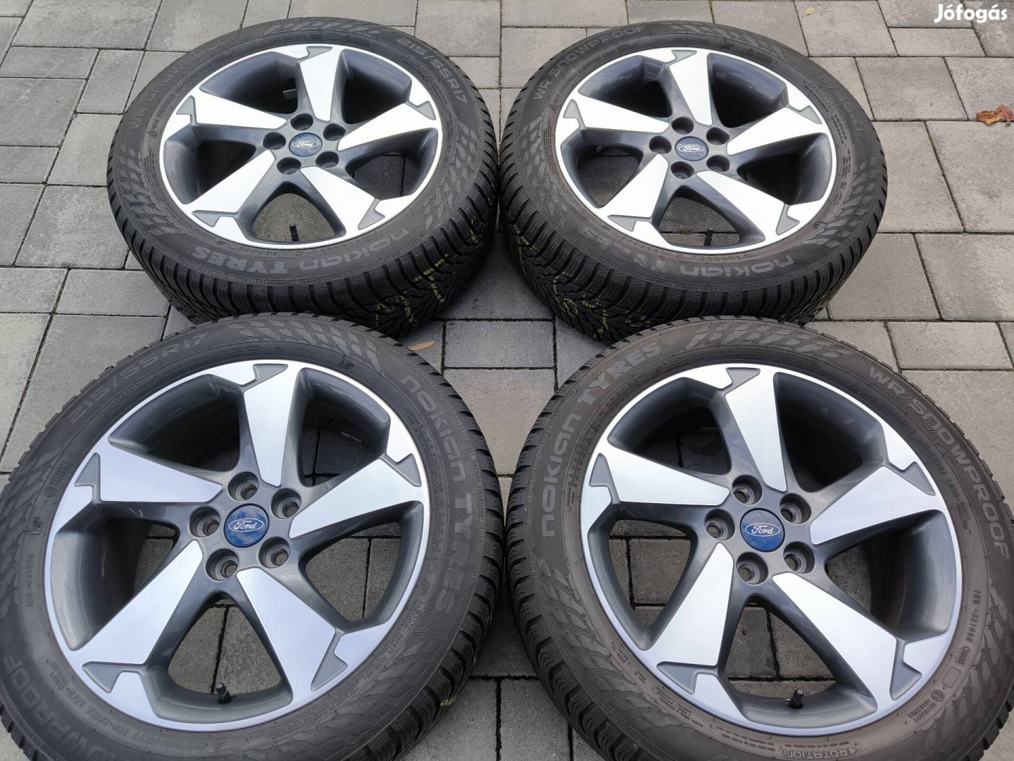 Ford gyári alufelni 17" 215/55r17 téli gumi