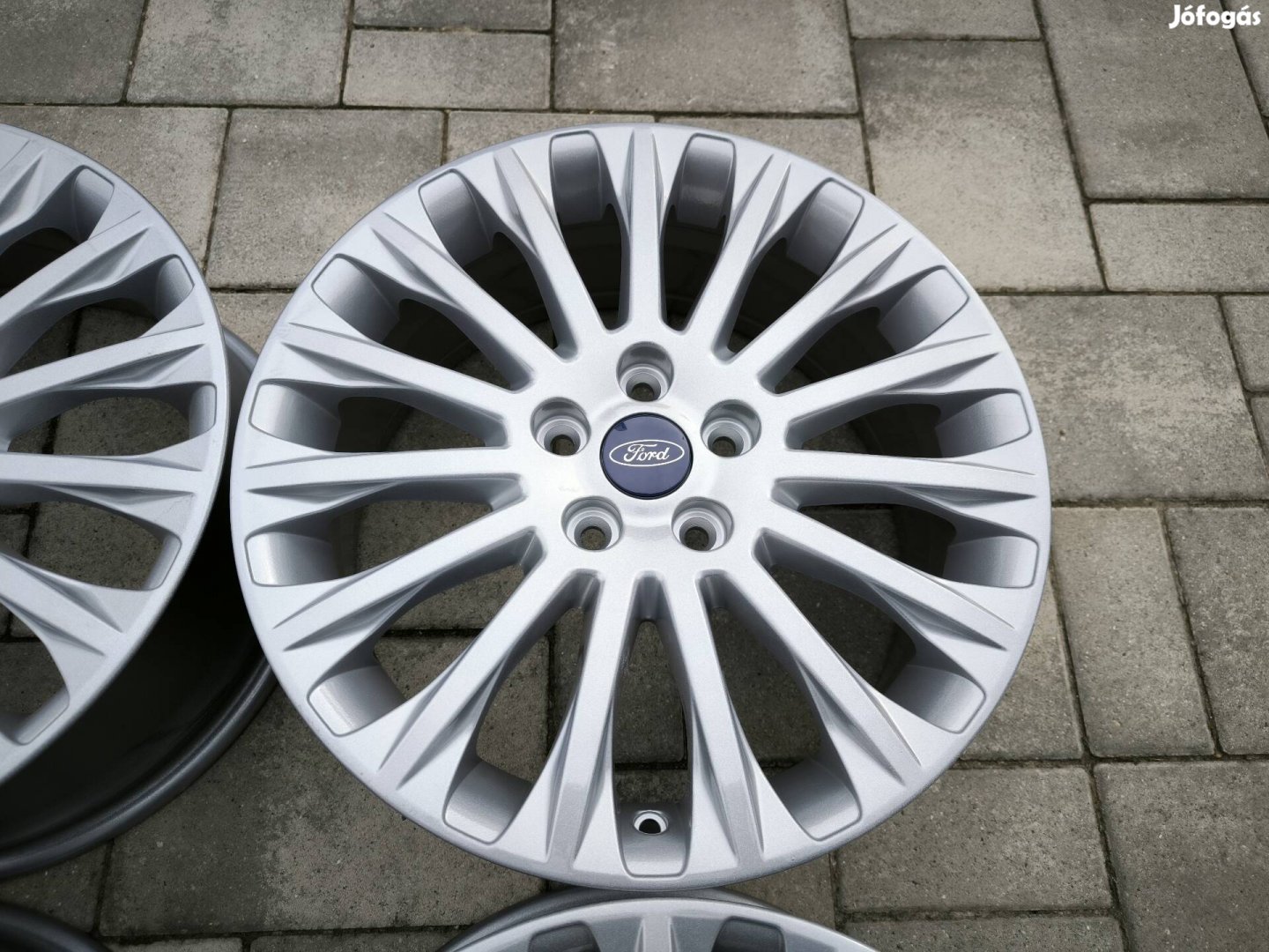 Ford gyári alufelni 17"