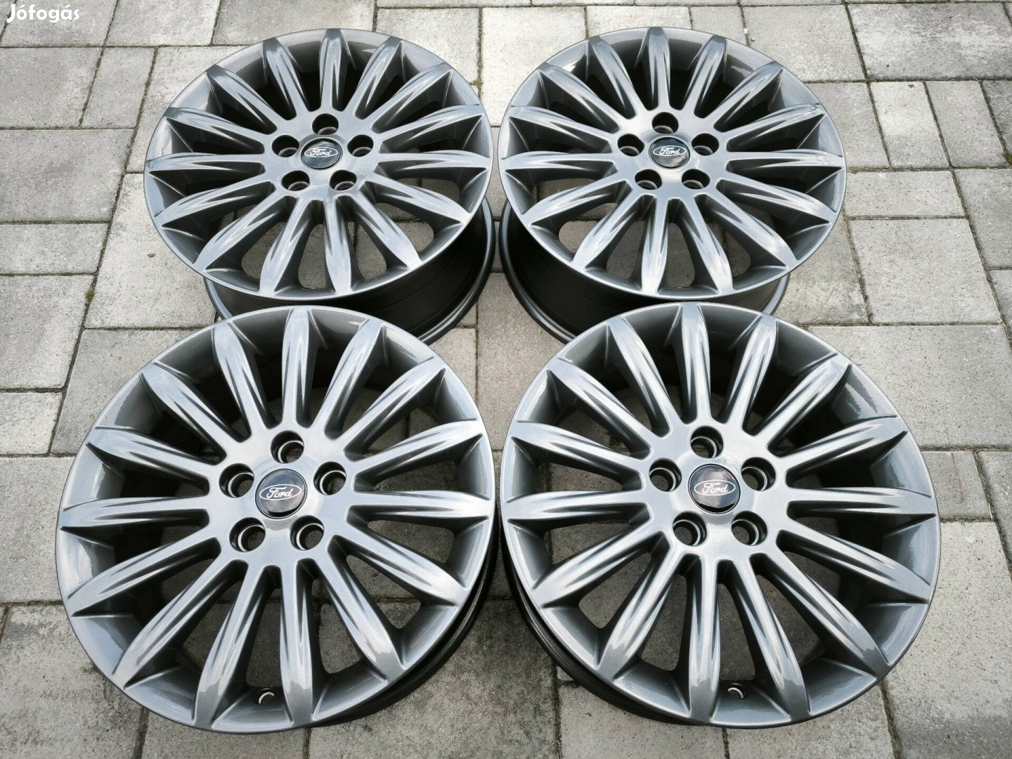 Ford gyári alufelni 17"