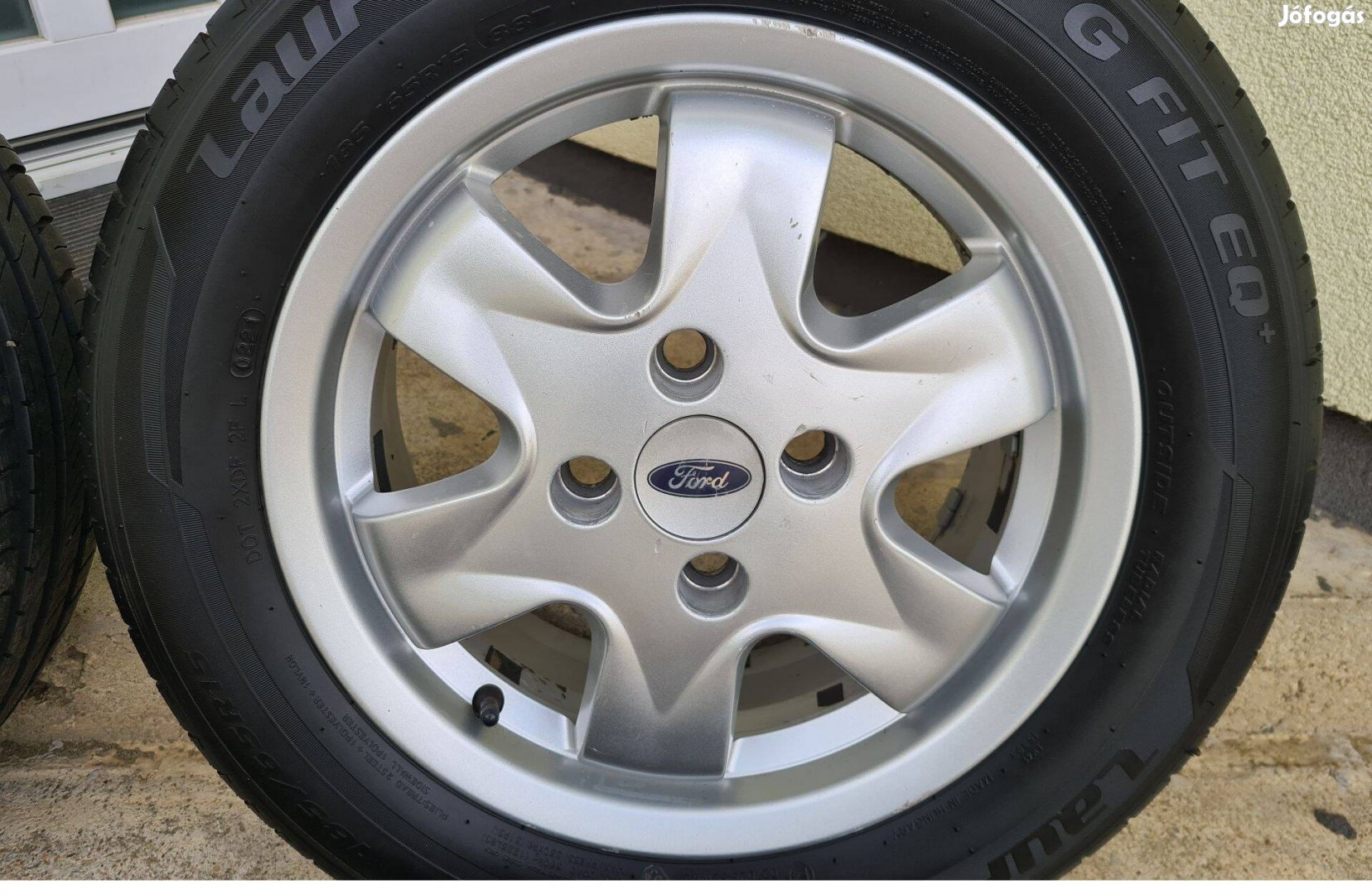 Ford gyári alufelni 2 db újszerű gumival / 15" 4x108 /
