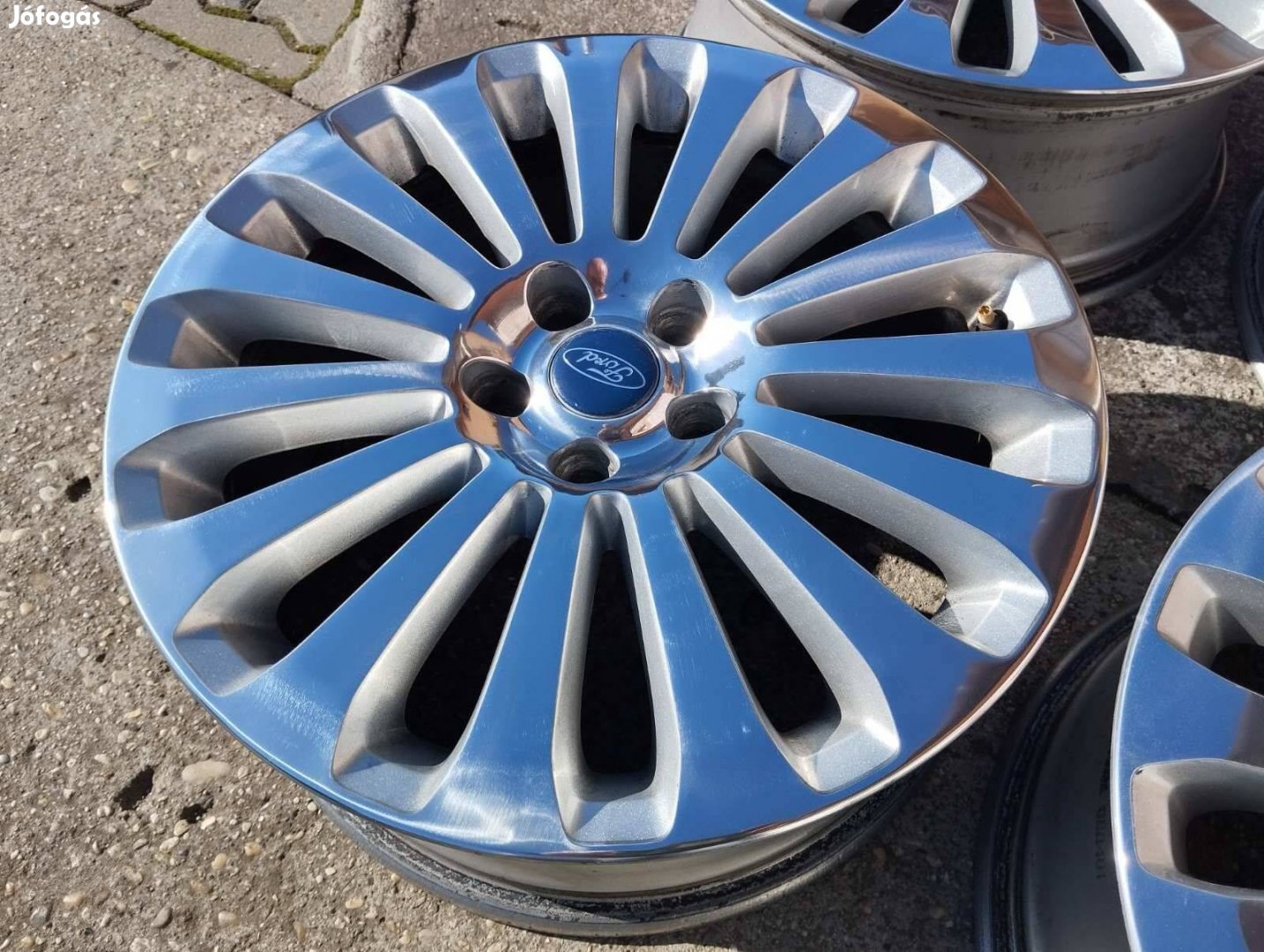 Ford gyári alufelni, 5x108, 63.4, 7x17, et50 (Friss polír)