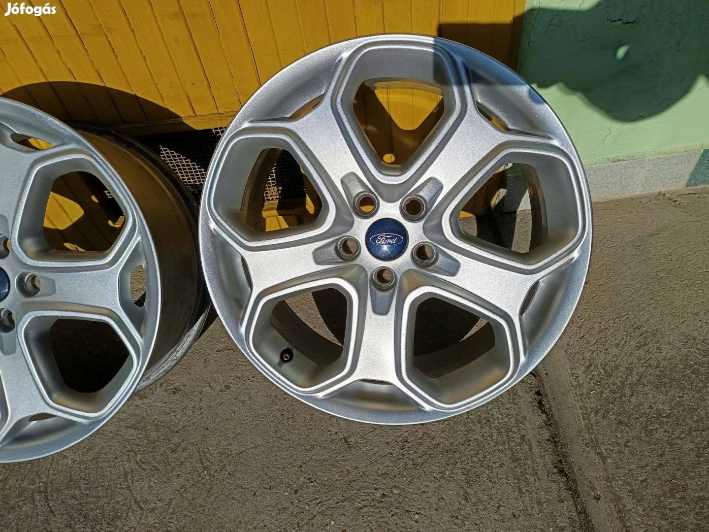 Ford gyári alufelni, 7.5x18, 63.4, 5x108, et52.5