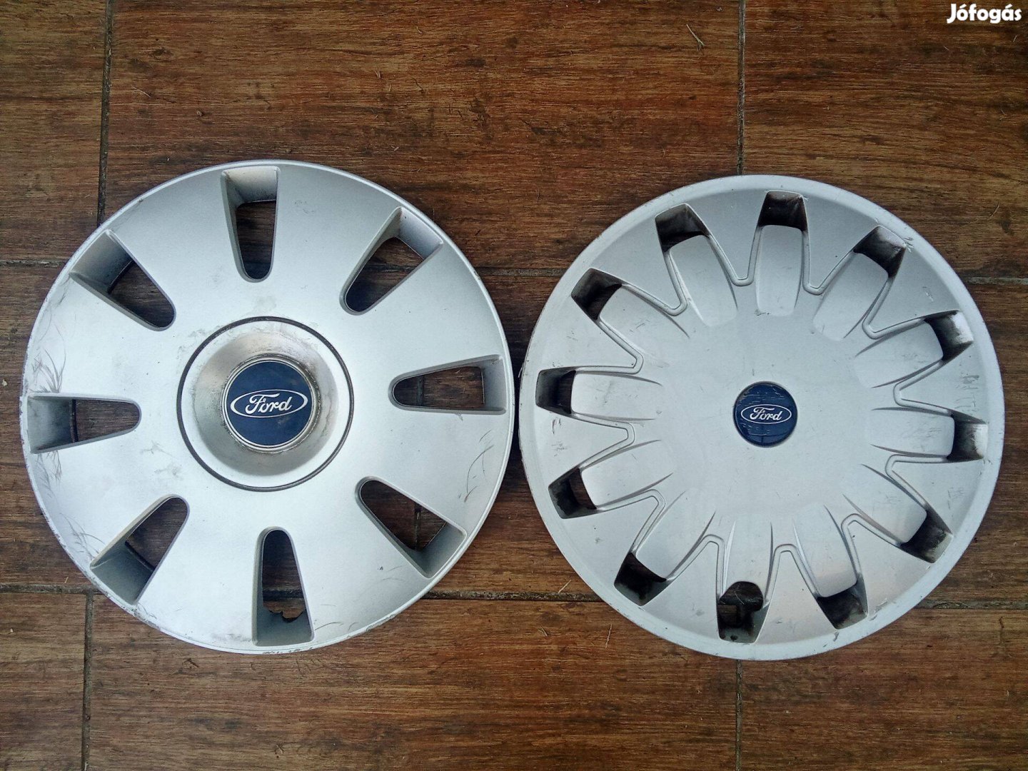 Ford gyári dísztarcsa 16"