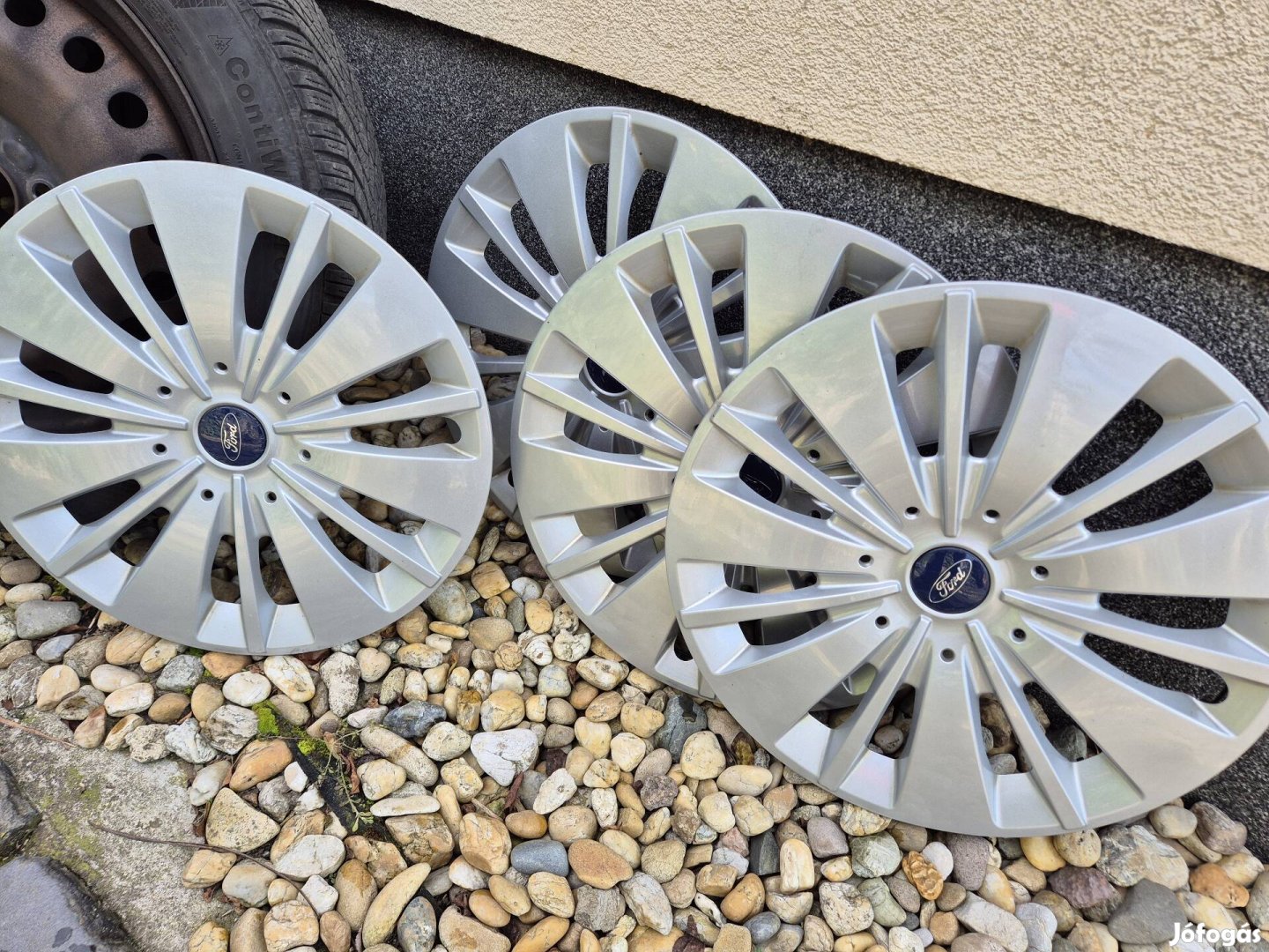 Ford gyári dísztárcsa garnitúra 