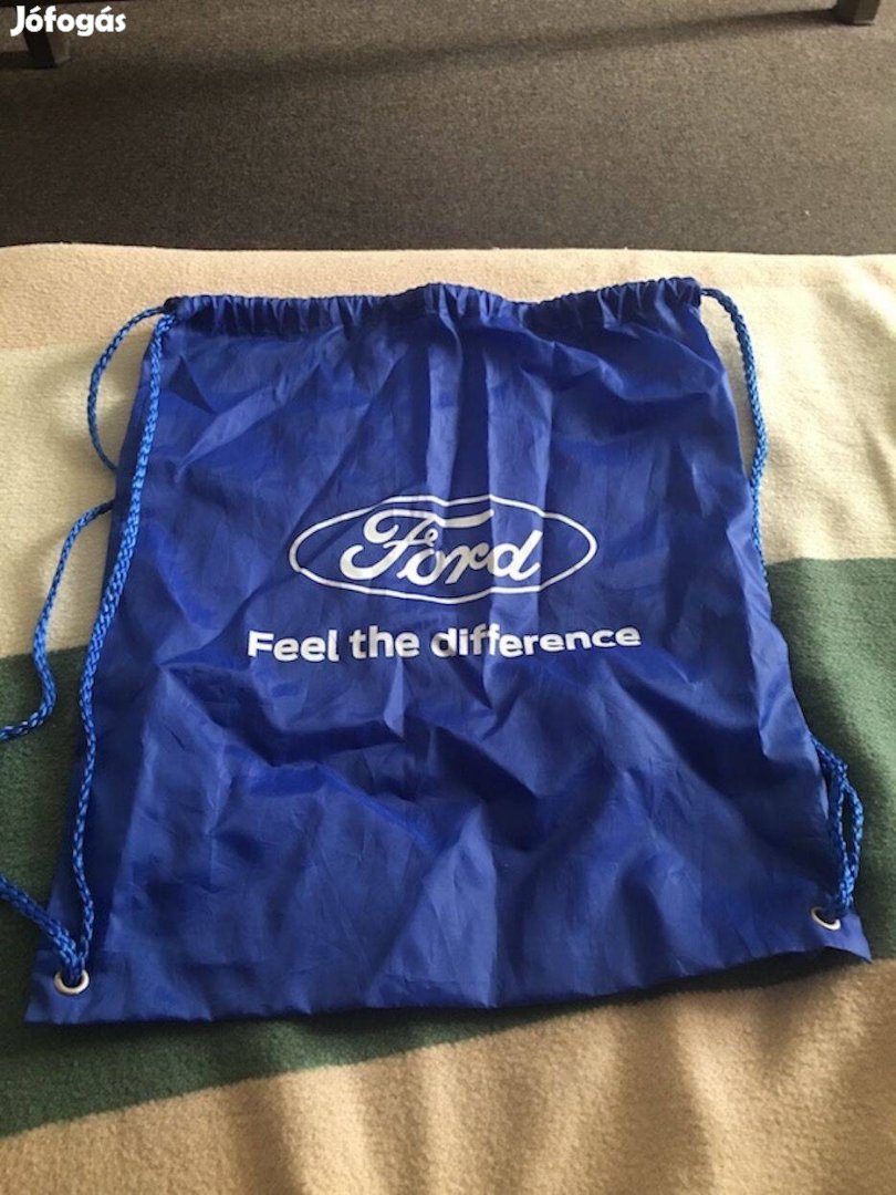 Ford hátitáska, edzőzsák, hátizsák