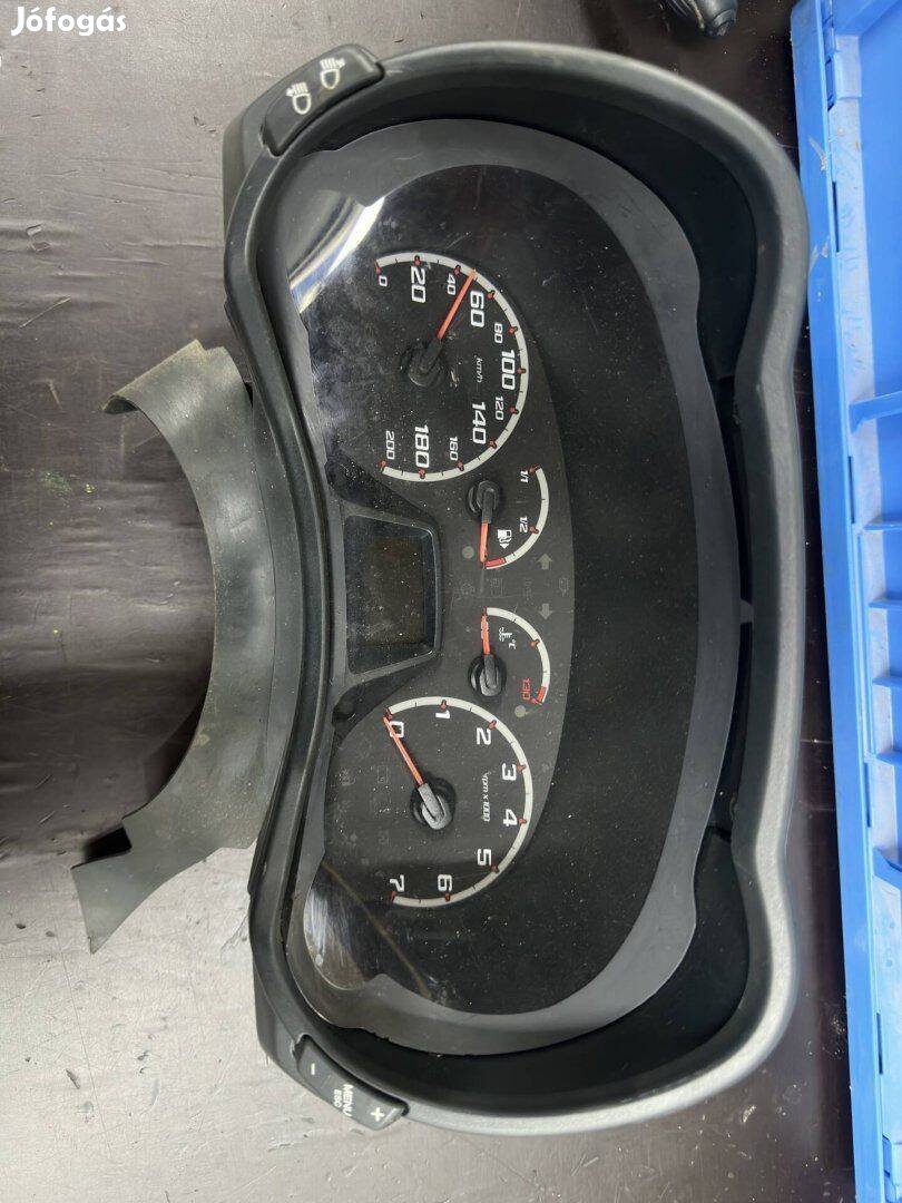 Ford ka mk2 benzin km/h óra csoport