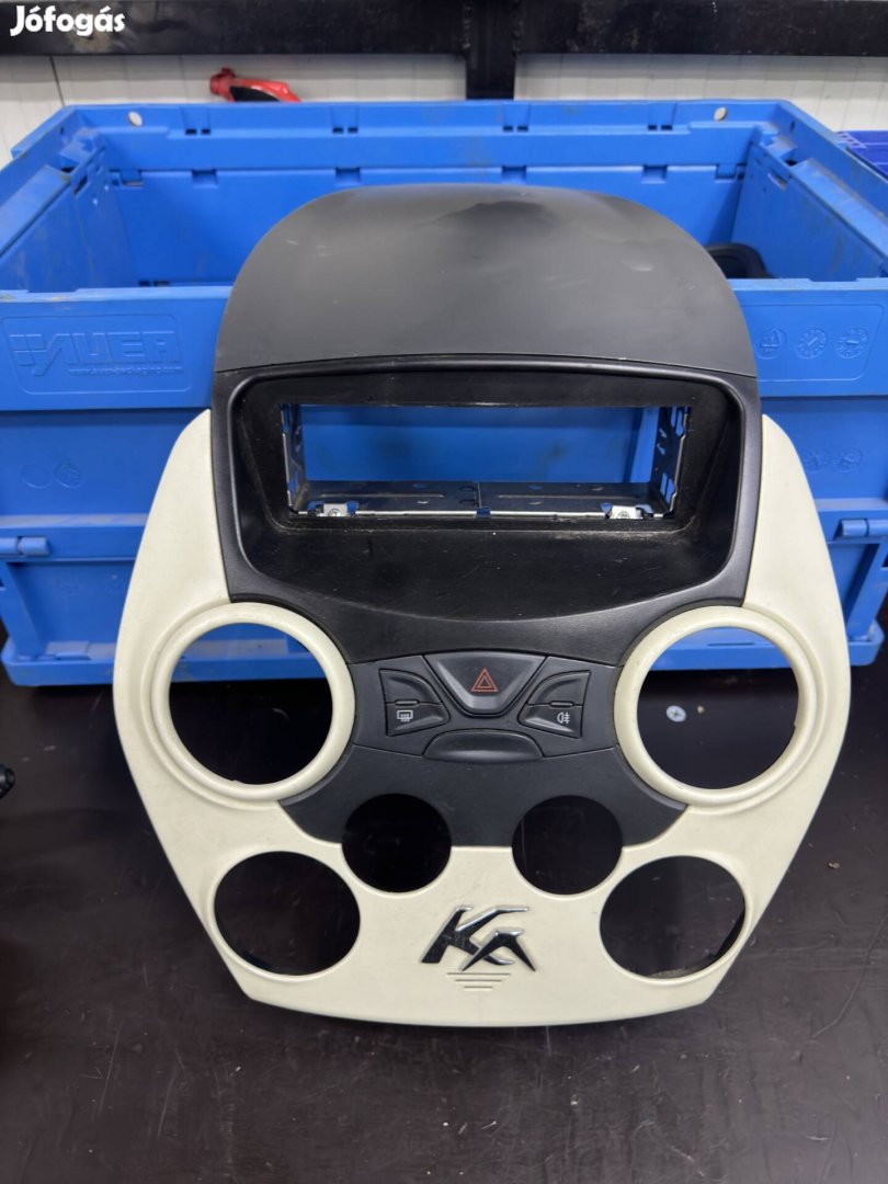 Ford ka mk2 középkonzol + szellőző 