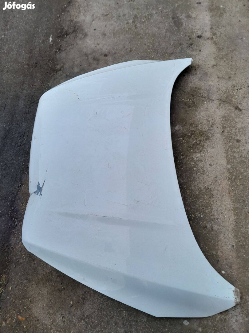 Ford kuga bontott motorháztetö eladó