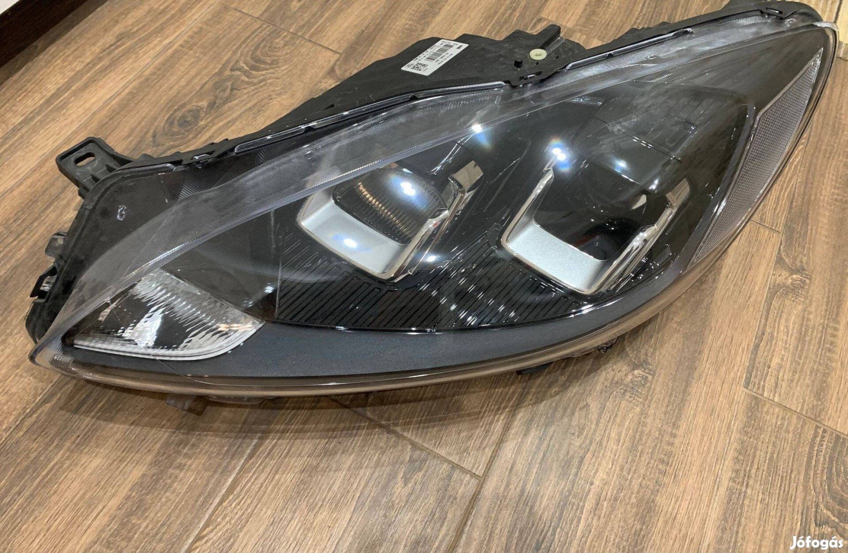 Ford kuga fényszóró balos