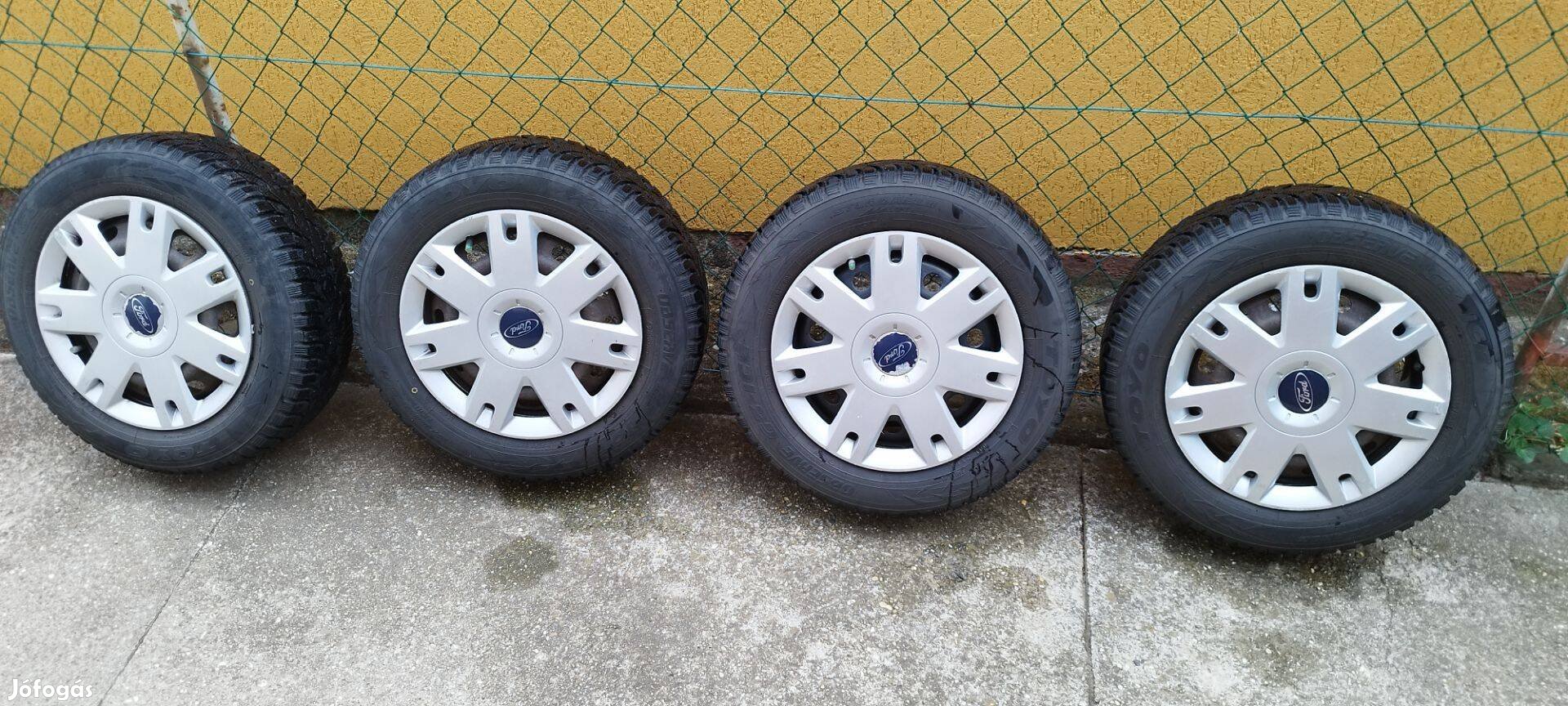 Ford lemez felni, Toyo téli gumival, 4*108 15" os
