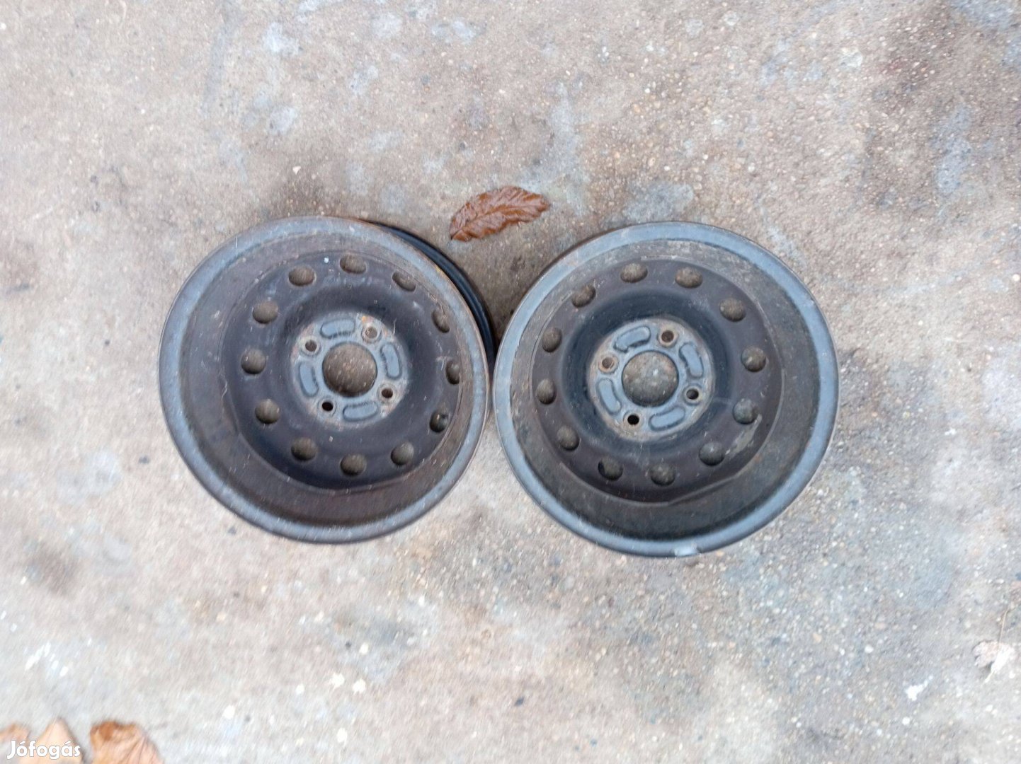 Ford lemezfelni 13-as