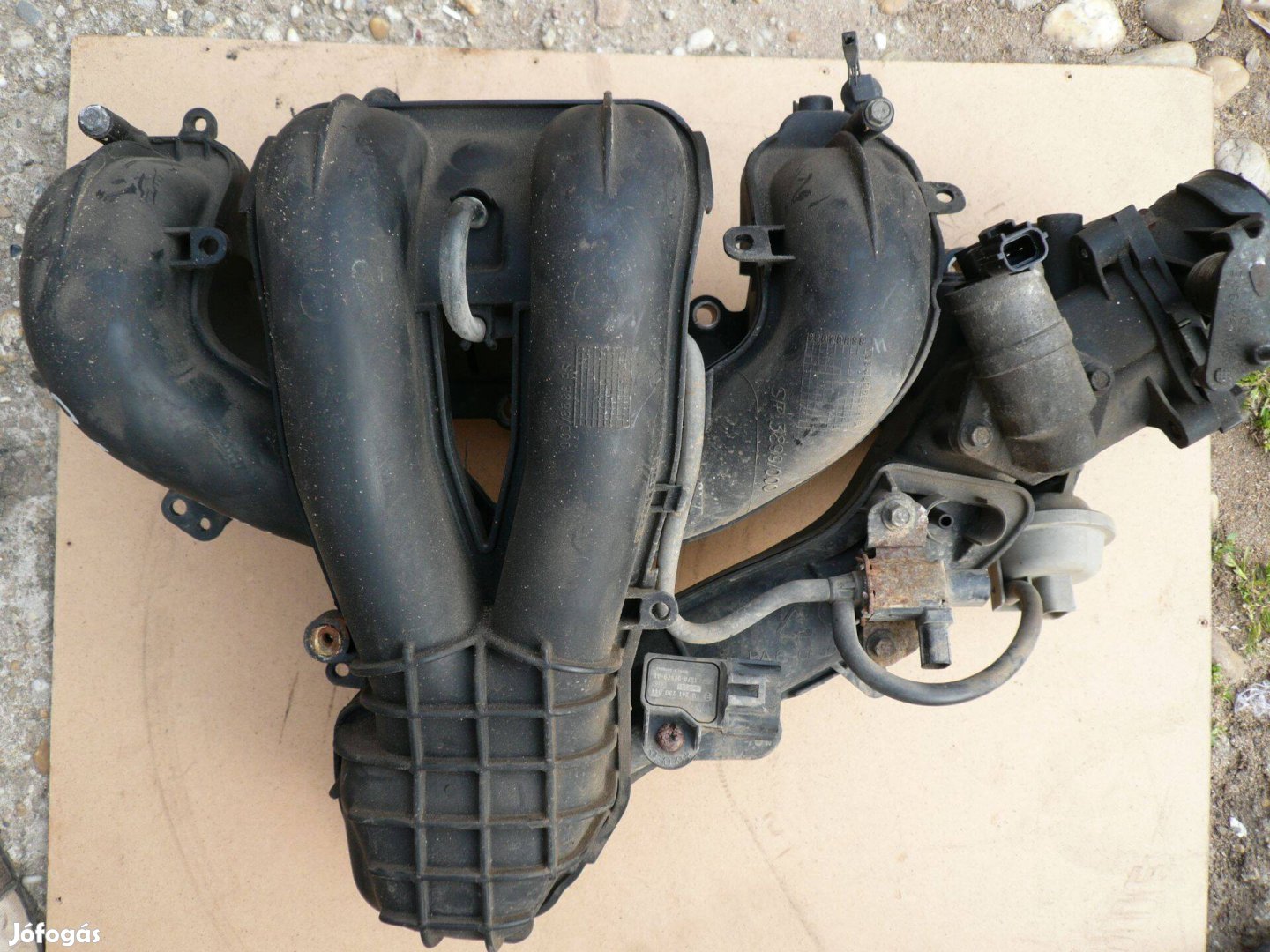 Ford mondeo MK3 1,8 benzines 110Le szívócsonk Cgba motorkód 2004-es