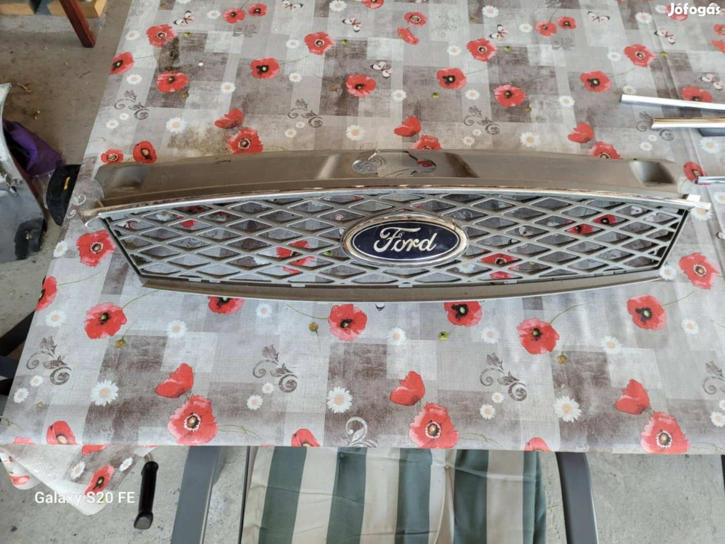 Ford mondeo hűtő rács eladó 