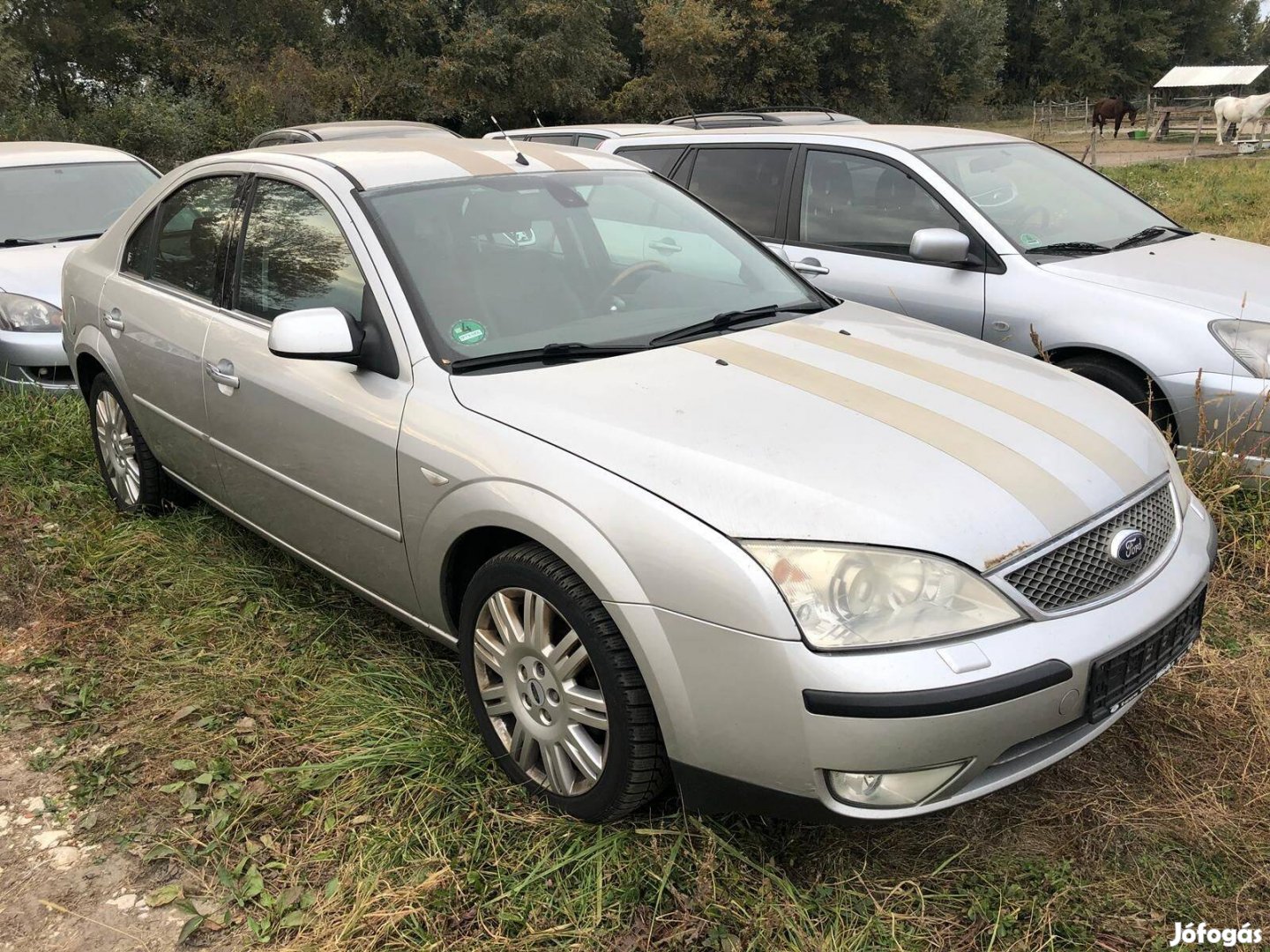 Ford mondeo mk3 króm csíkos kilincs 6.0 ezüst szép állapotban