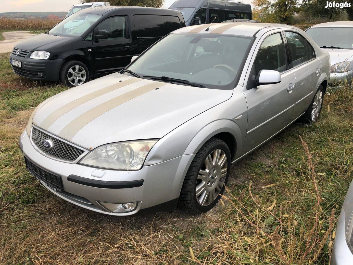 Ford mondeo mk3 króm csíkos kilincs 6.0 ezüst szép állapotban