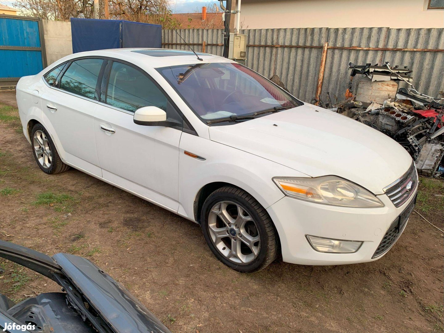 Ford mondeo mk4 2.0Tdci kombi első fűthető esőszenzoros szélvédő